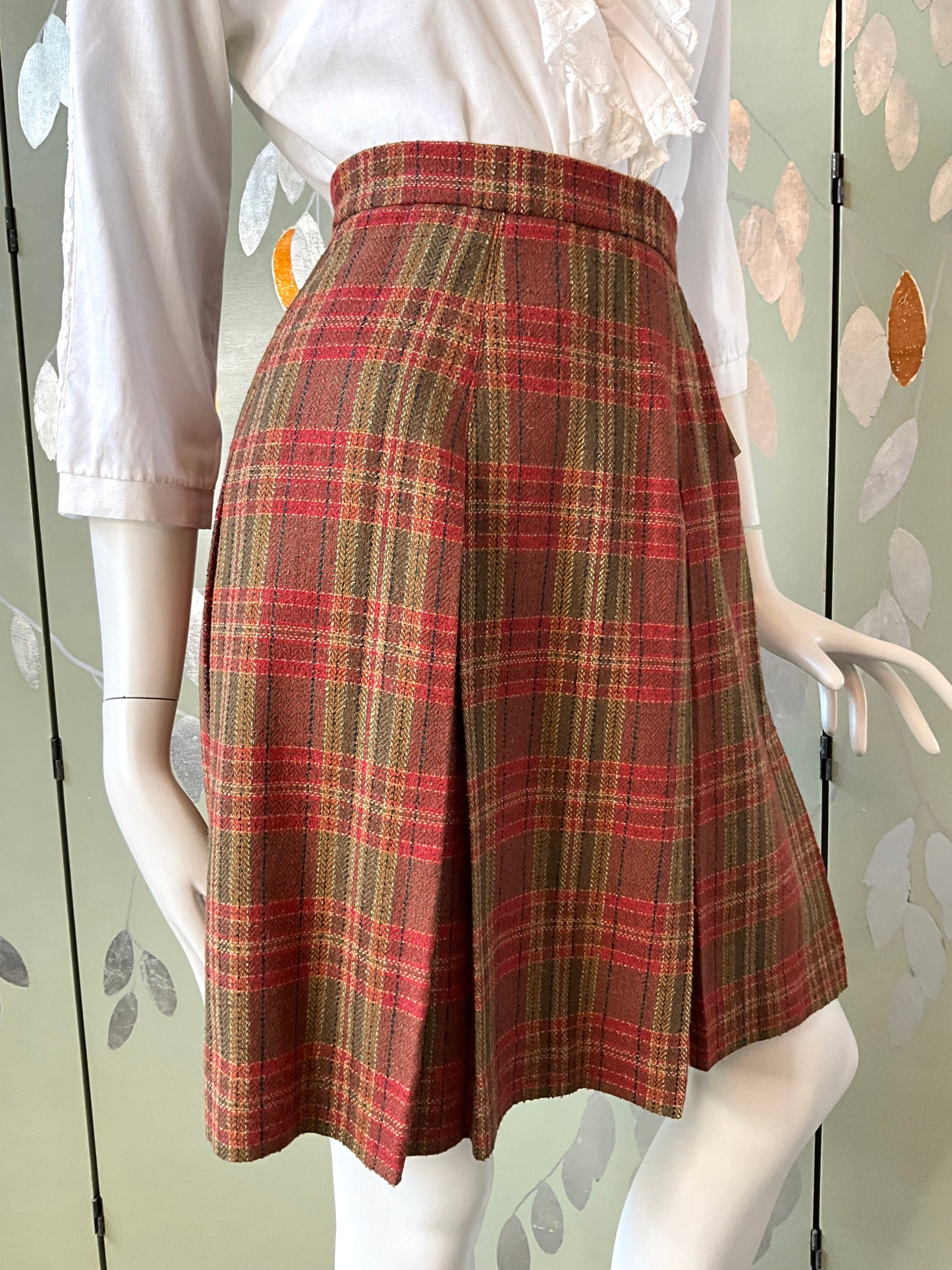 Vintage 1960s Red Green Plaid Wool Pleated Skirt, XS