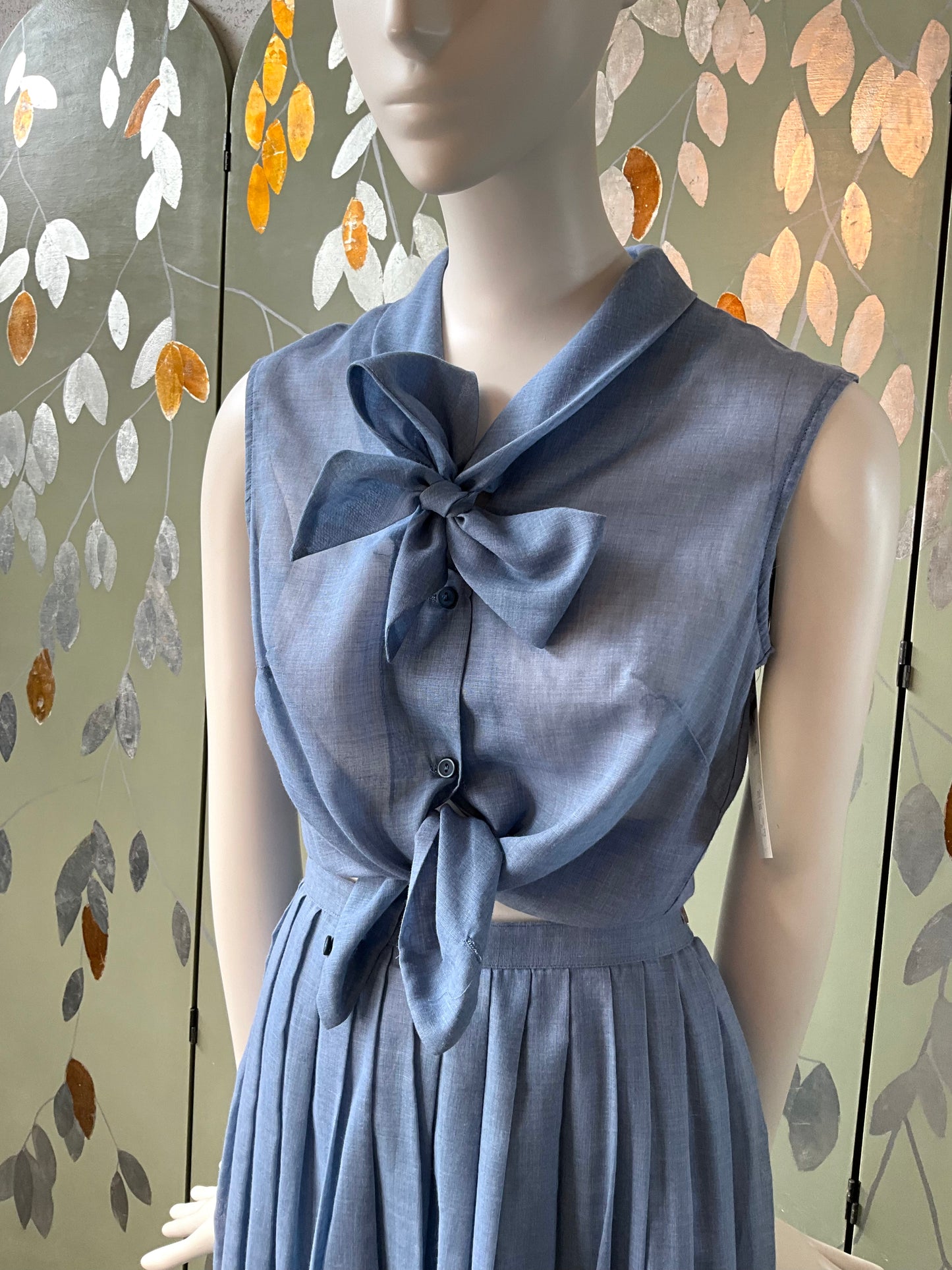 Vintage 1960s Sky Blue Sleeveless Blouse and Pleated Skirt Set, XS