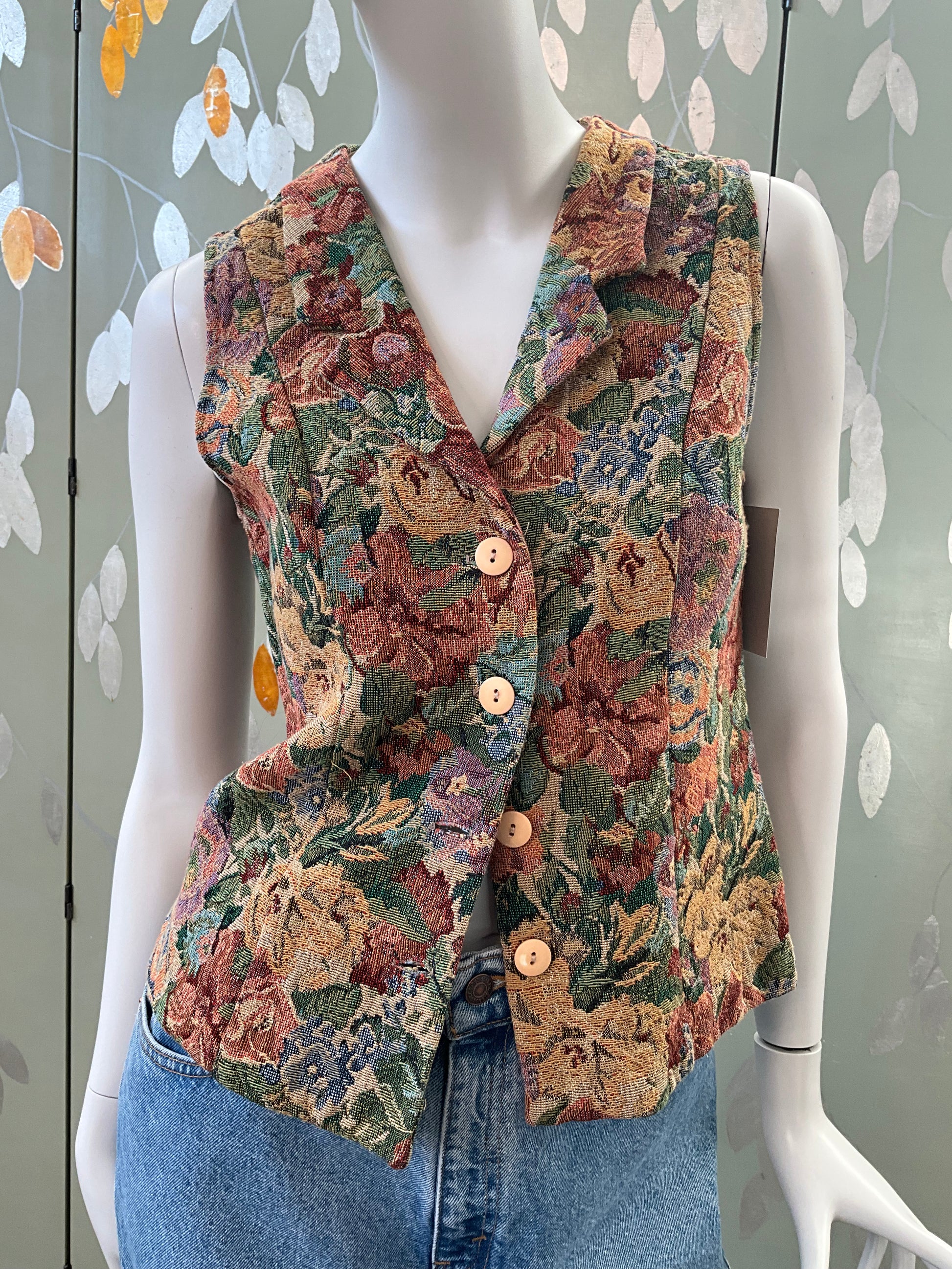 Tapestry waistcoat 2025