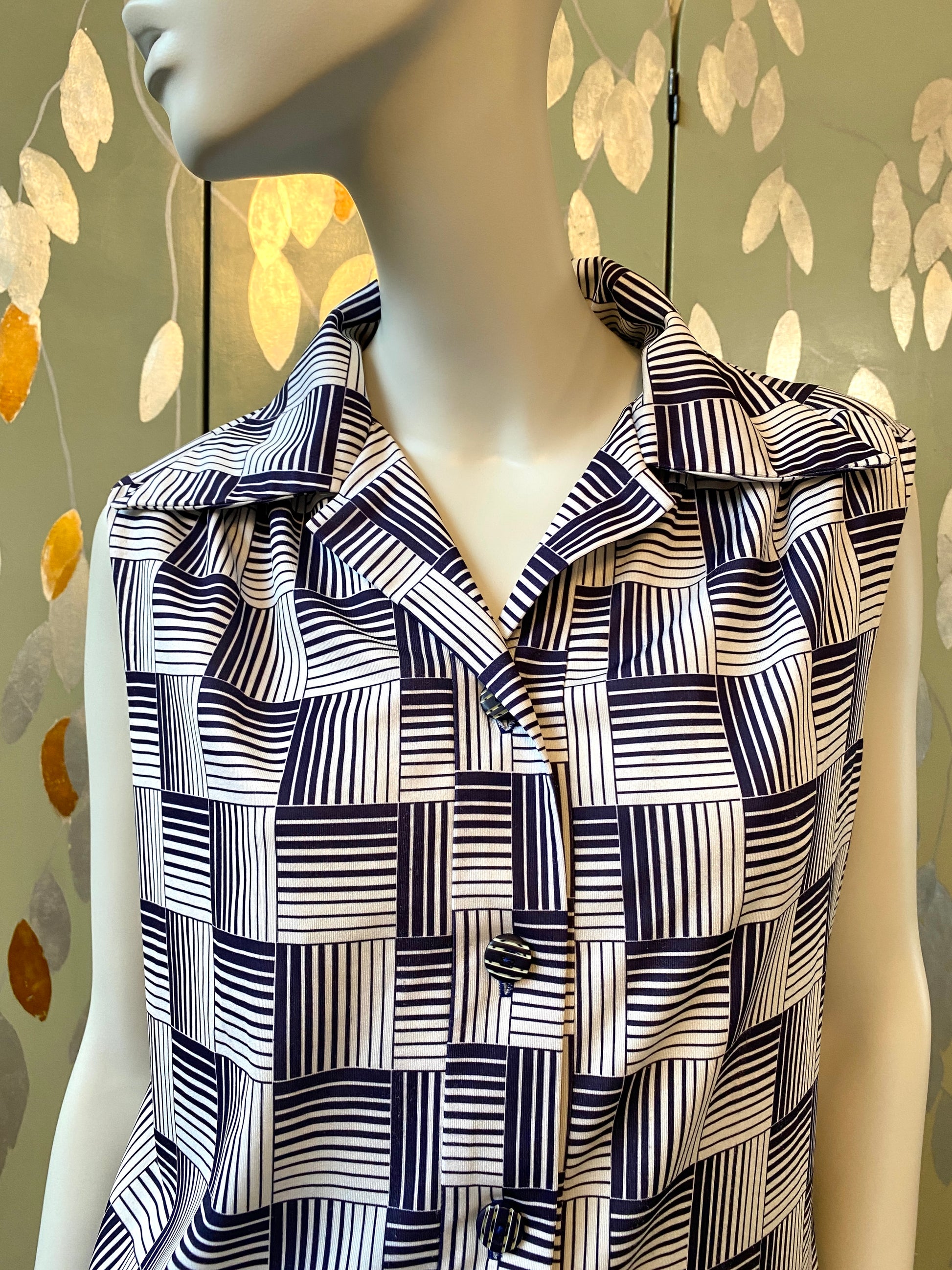 Vintage 1970s Blue & White Grid Print Shift Shirt Dress, Large 