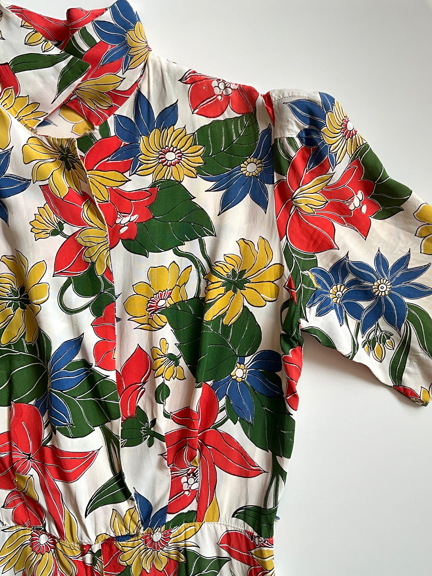 Vintage 1930s Tropical Floral Print Short Sleeve Zip Front Rayon Maxi Hostess Gown, Small