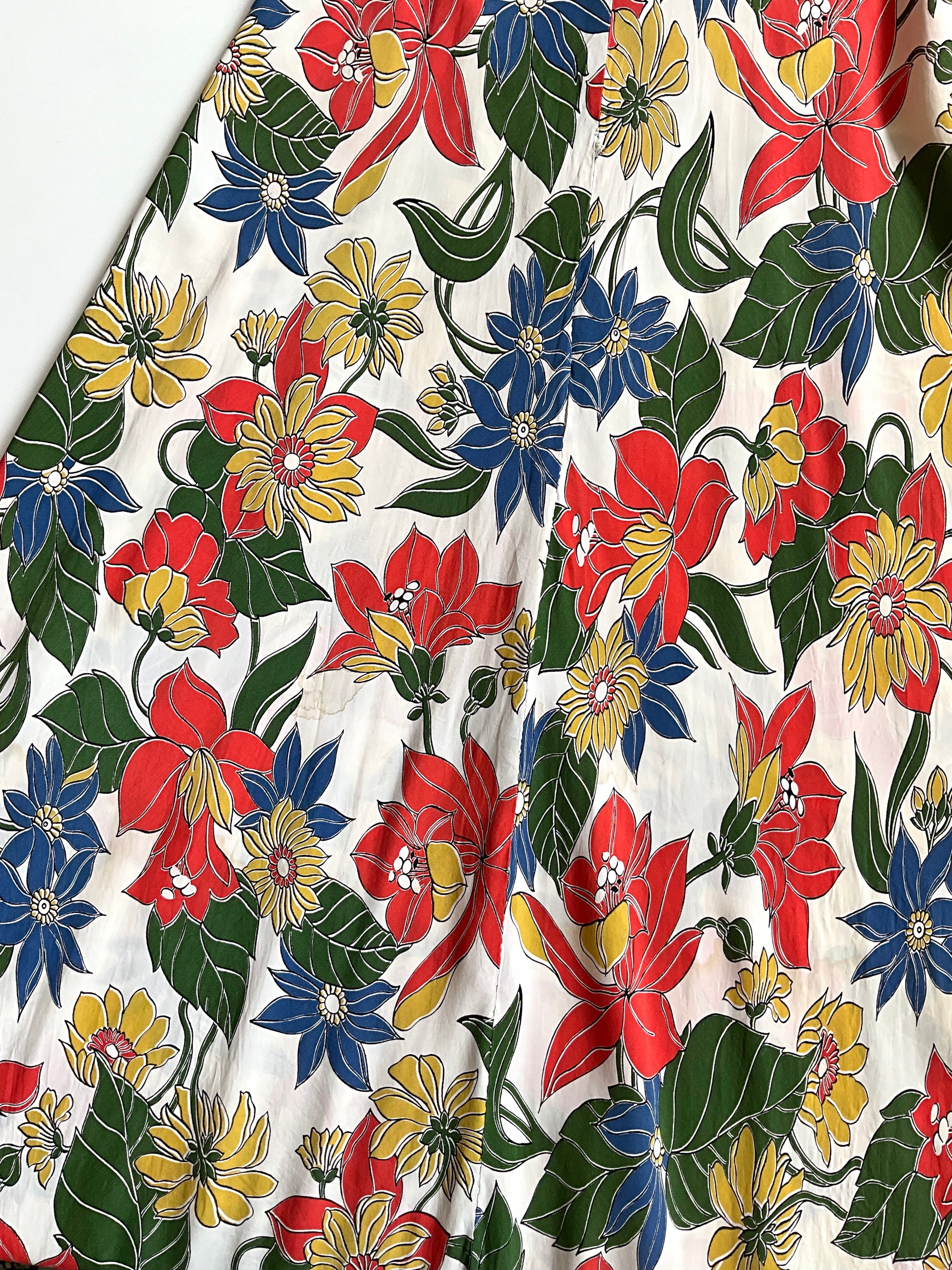 Vintage 1930s Tropical Floral Print Short Sleeve Zip Front Rayon Maxi Hostess Gown, Small