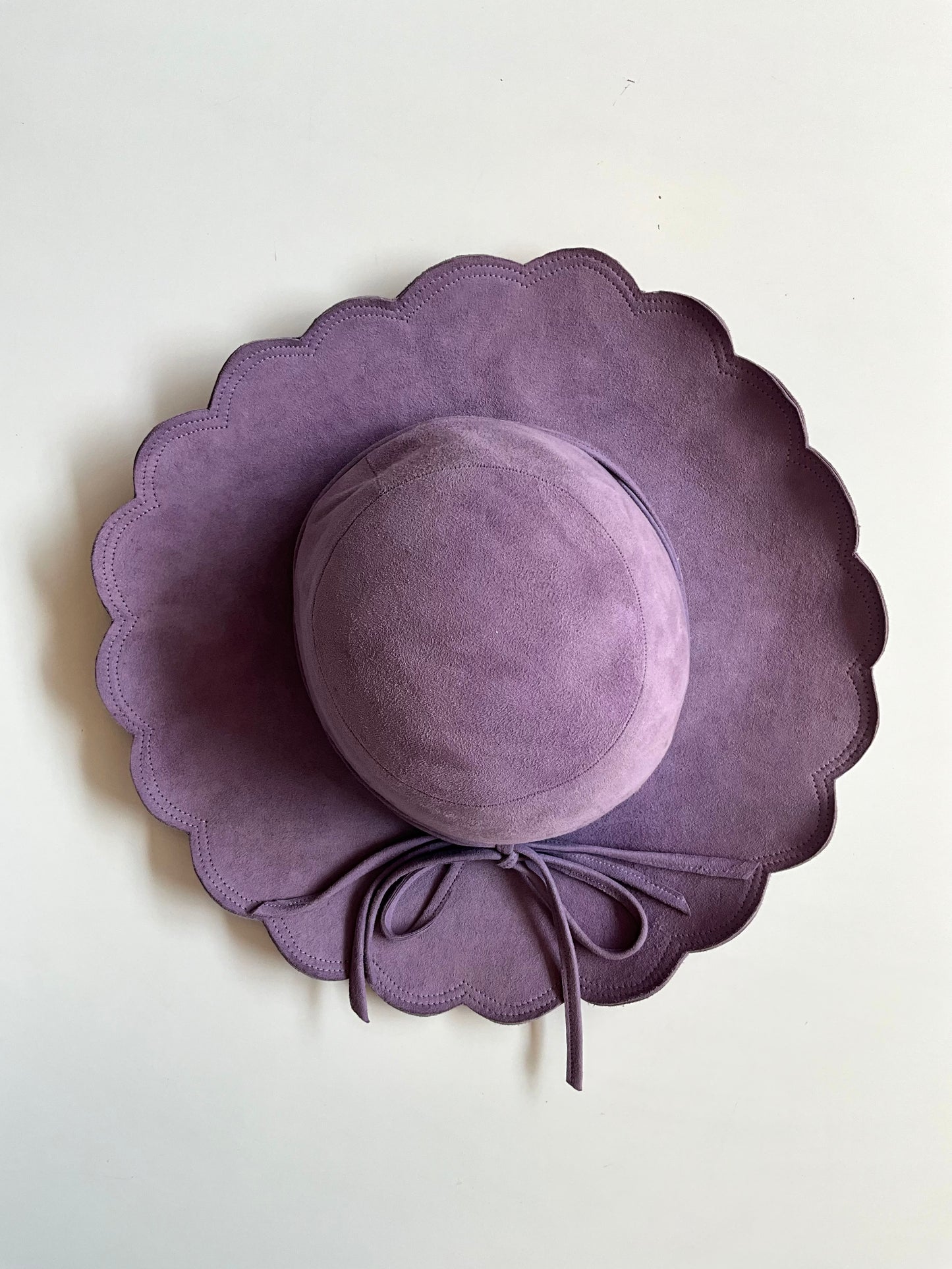 Vintage 1970s Purple Suede Scallop Edge Wide Brim Hat, Small
