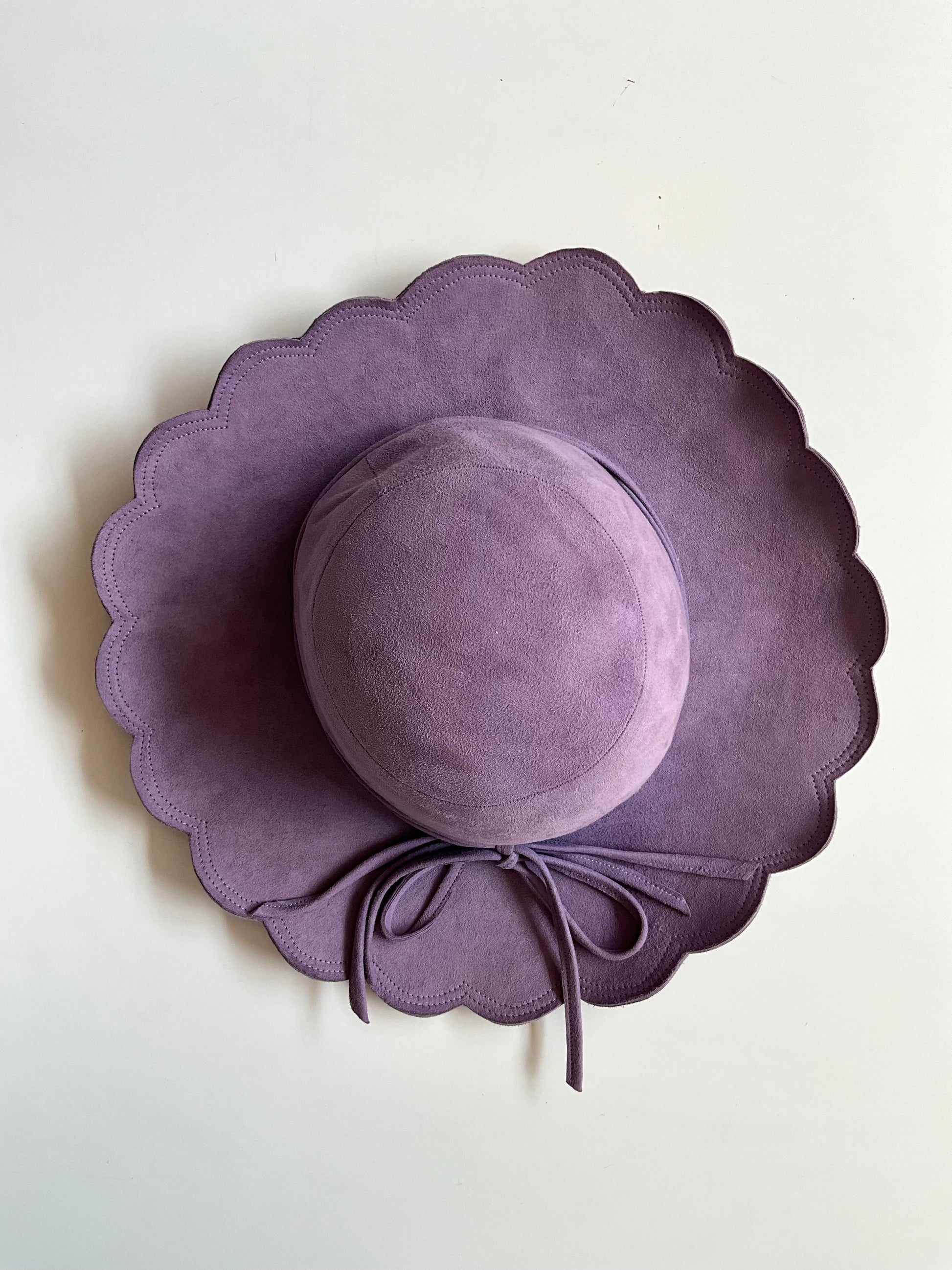Vintage 1970s Purple Suede Scallop Edge Wide Brim Hat, Small
