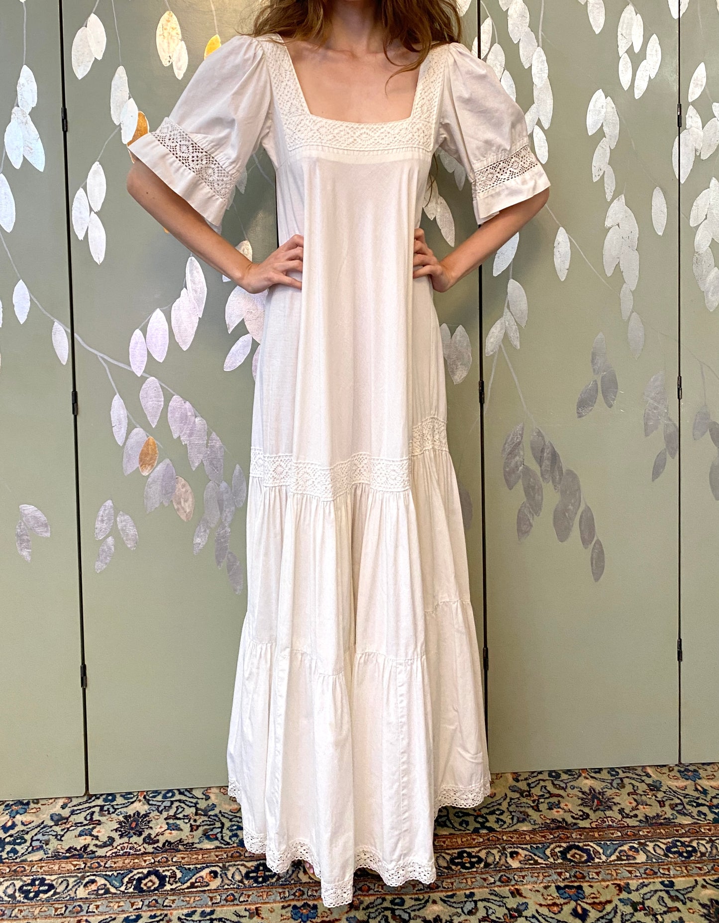 white 70s dress (S/M) Lace Trim Prairie Maxi open Length 60s/70s White Lace Embroidered Maxi