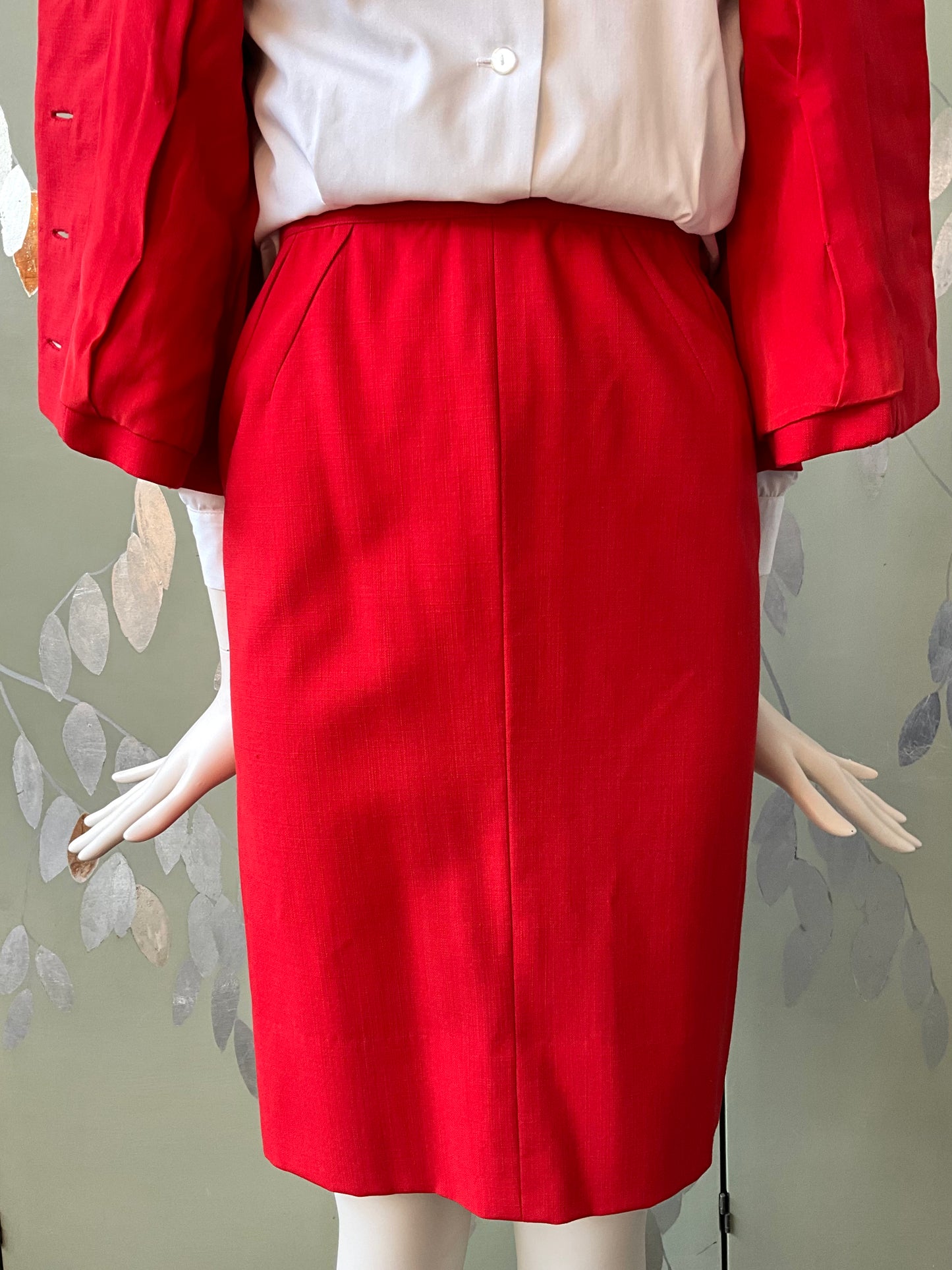 Vintage 1960s Monte-Sano & Prozan Tailored Red Skirt Suit, XXS