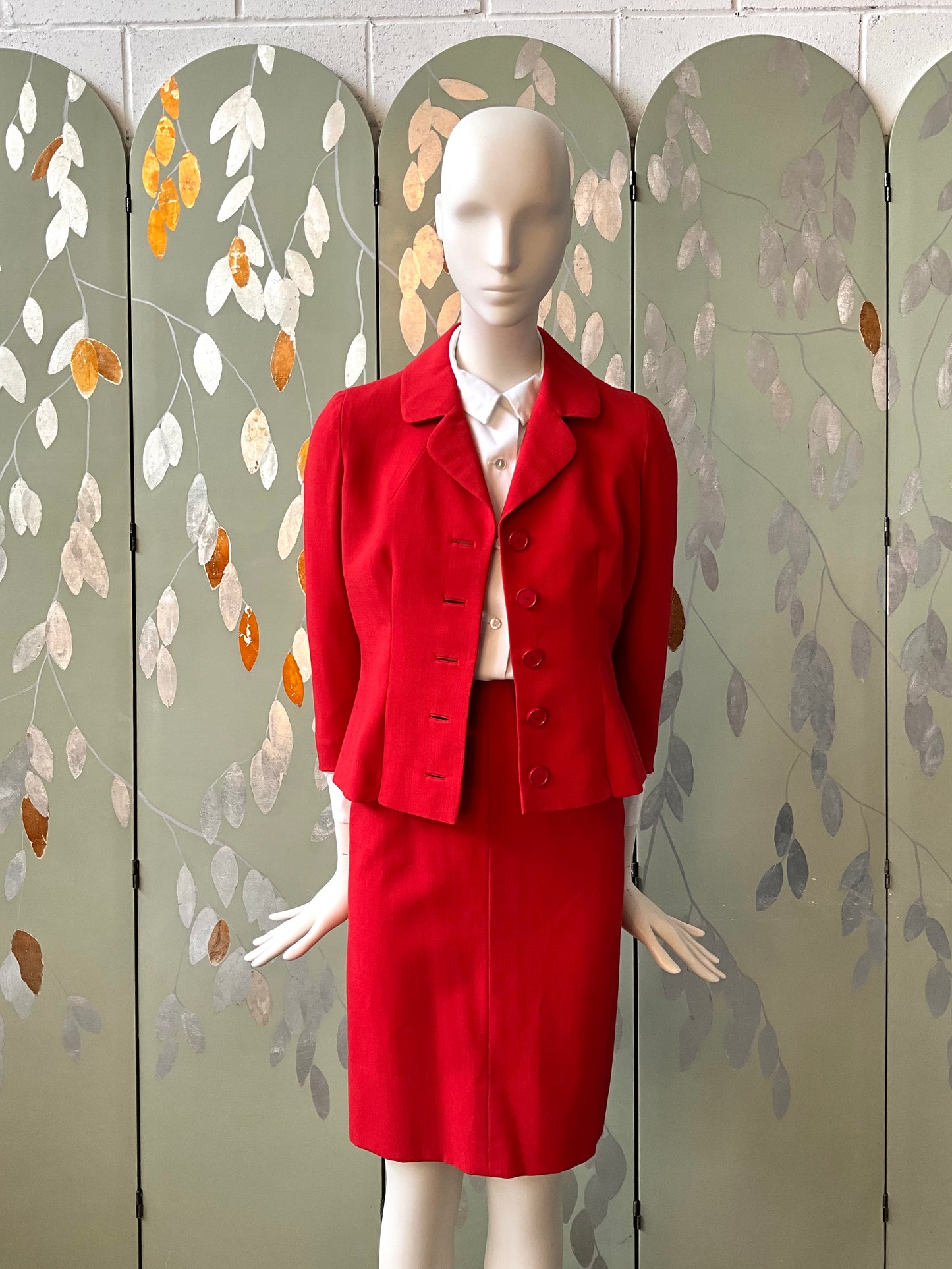 Vintage 1960s Monte-Sano & Prozan Tailored Red Skirt Suit, XXS