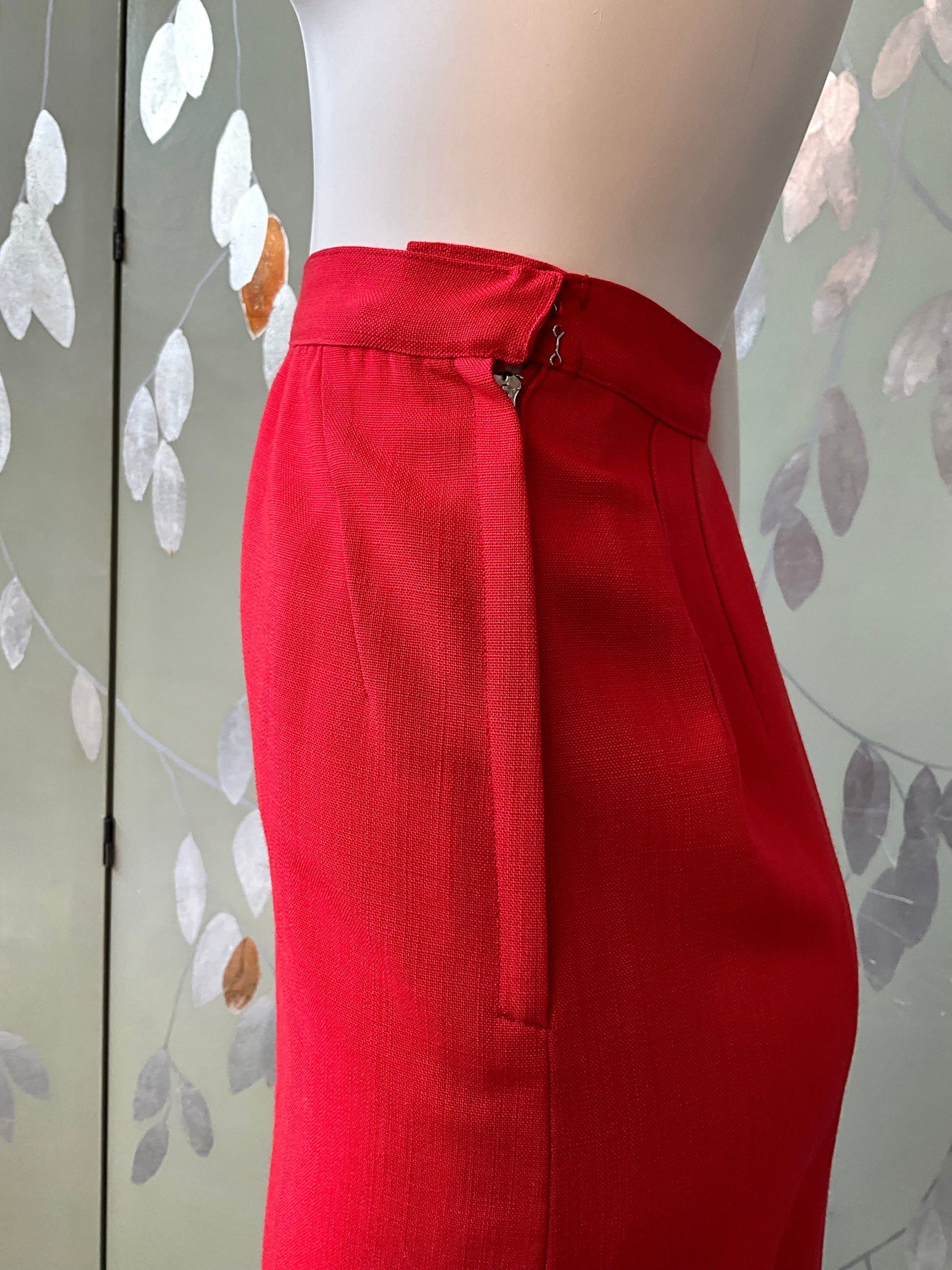 Vintage 1960s Monte-Sano & Prozan Tailored Red Skirt Suit, XXS