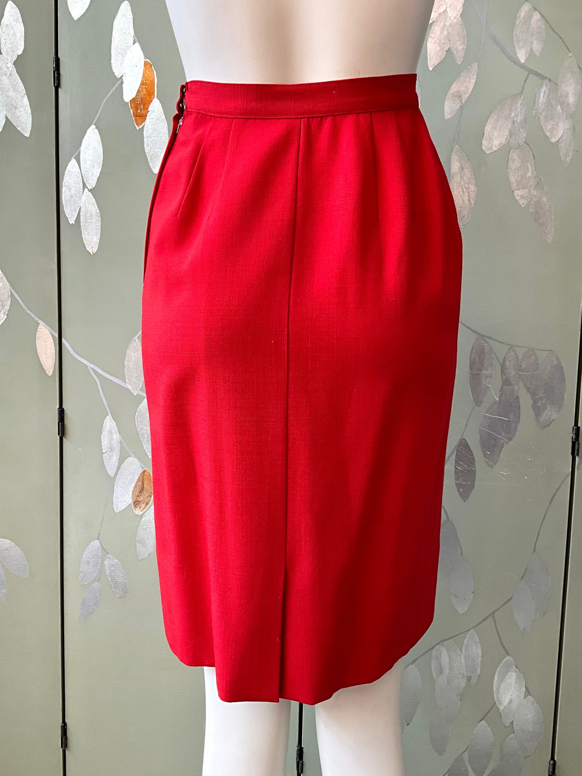 Vintage 1960s Monte-Sano & Prozan Tailored Red Skirt Suit, XXS