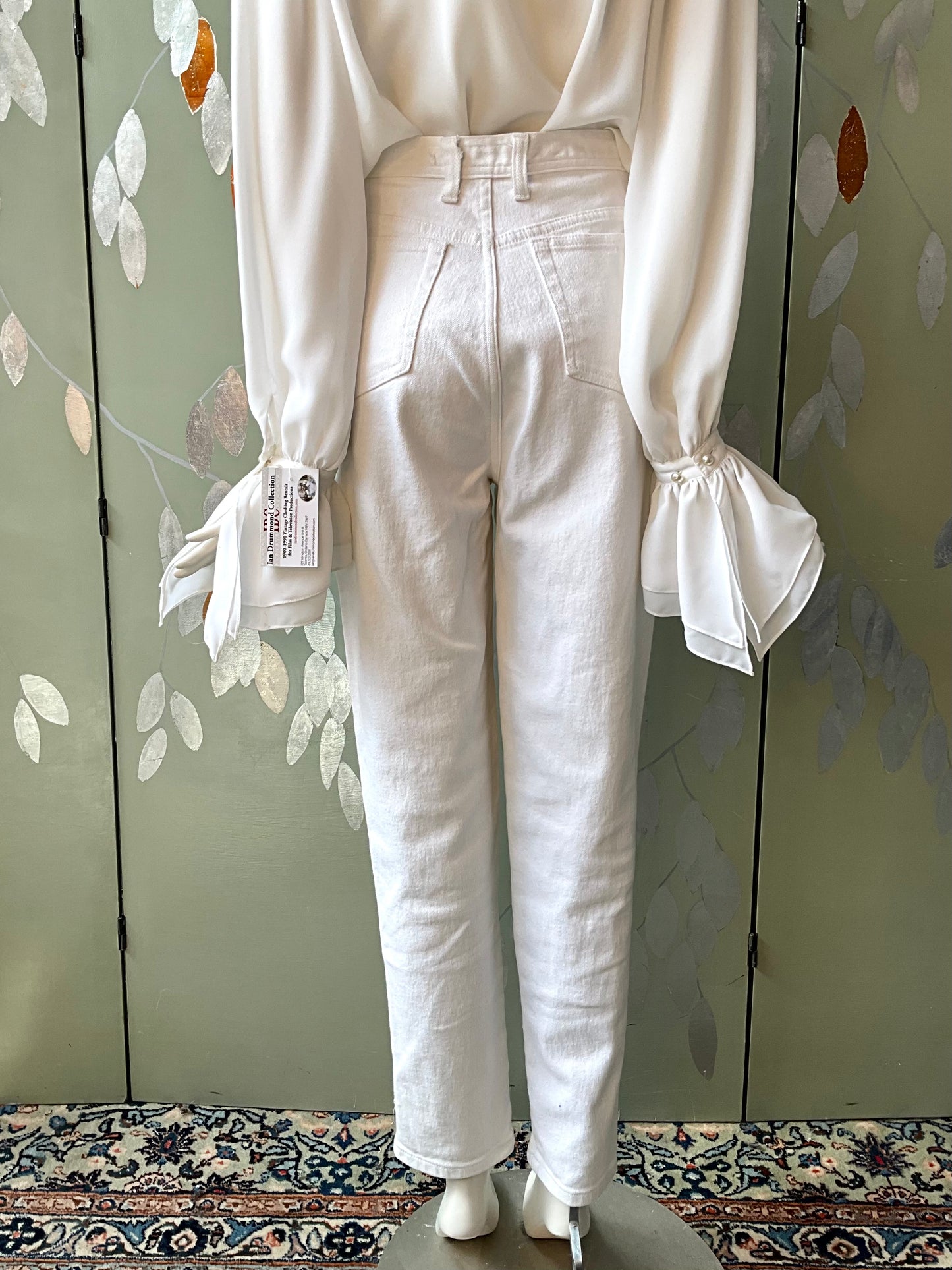 Vintage 1980s White Cotton Denim Gloria Vanderbilt Tapered Jeans, W30