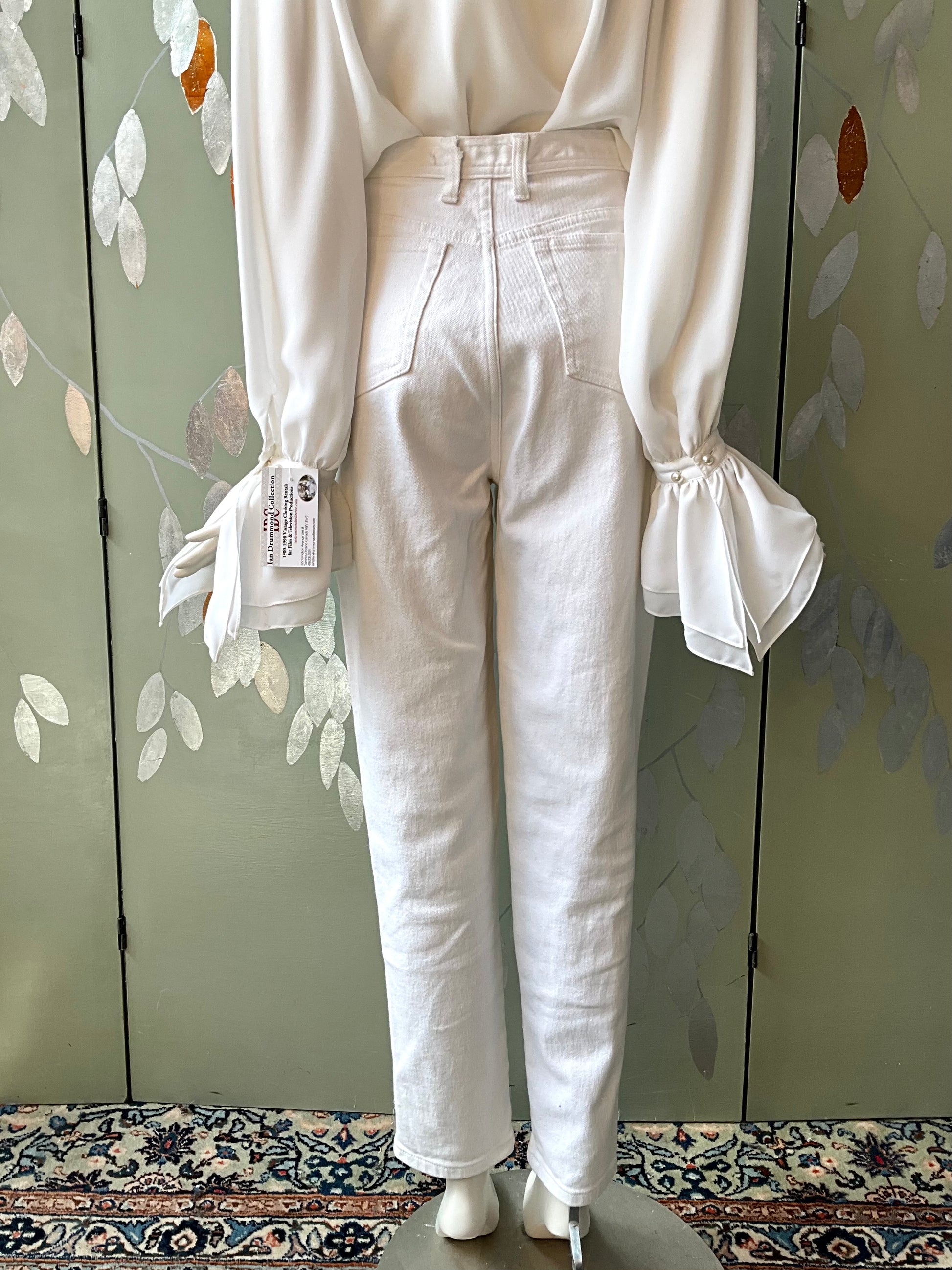 Vintage 1980s White Cotton Denim Gloria Vanderbilt Tapered Jeans, W30