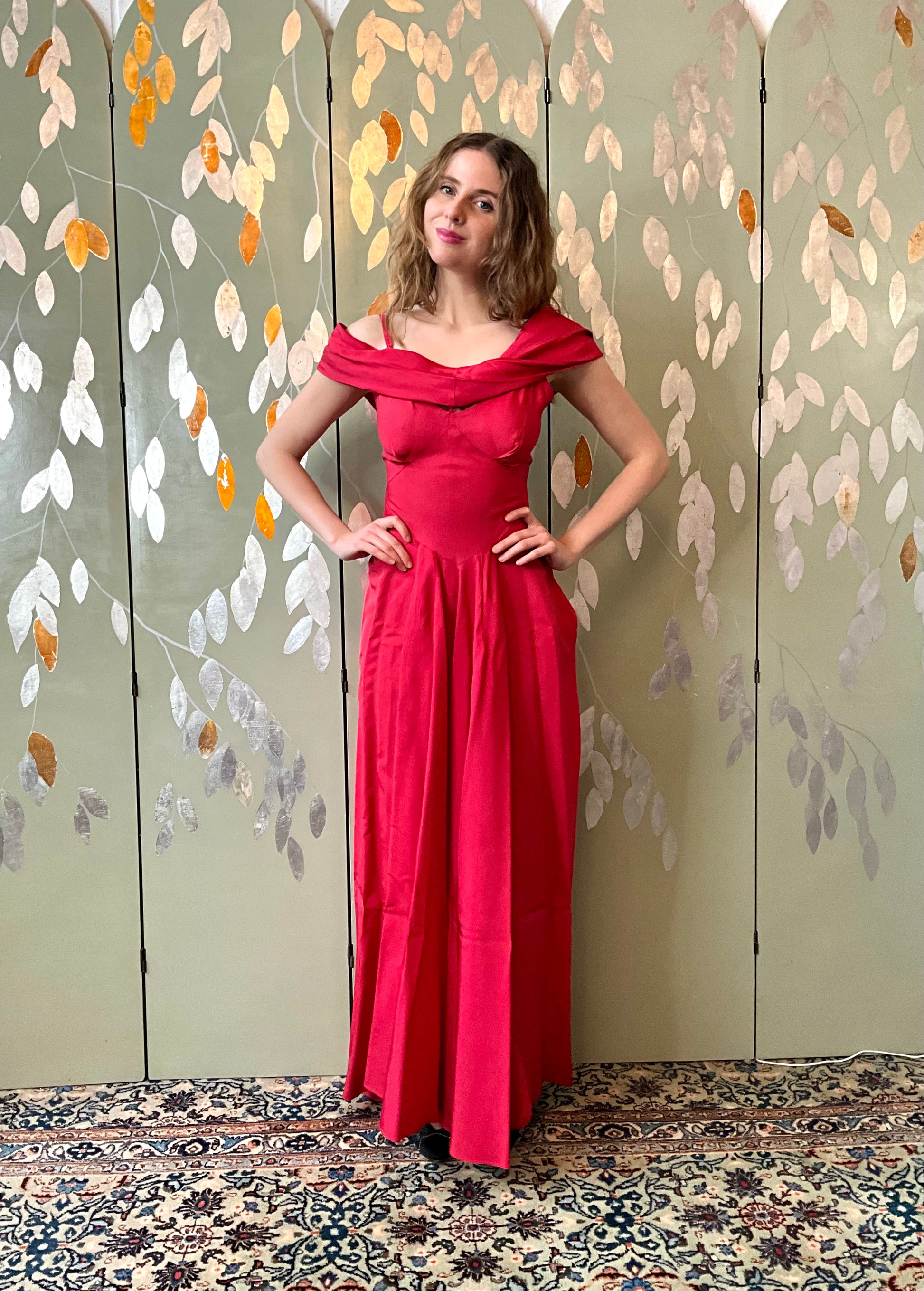 Vintage 1940s Pink Taffeta Gown B32