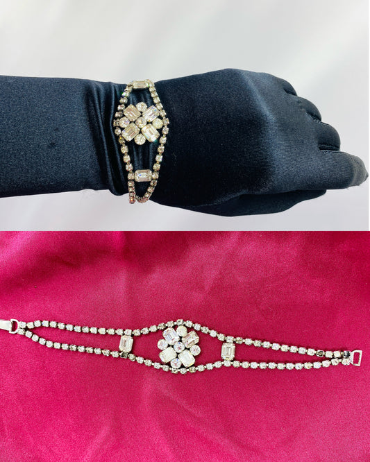 Vintage 1950s Rhinestone Flower Bracelet