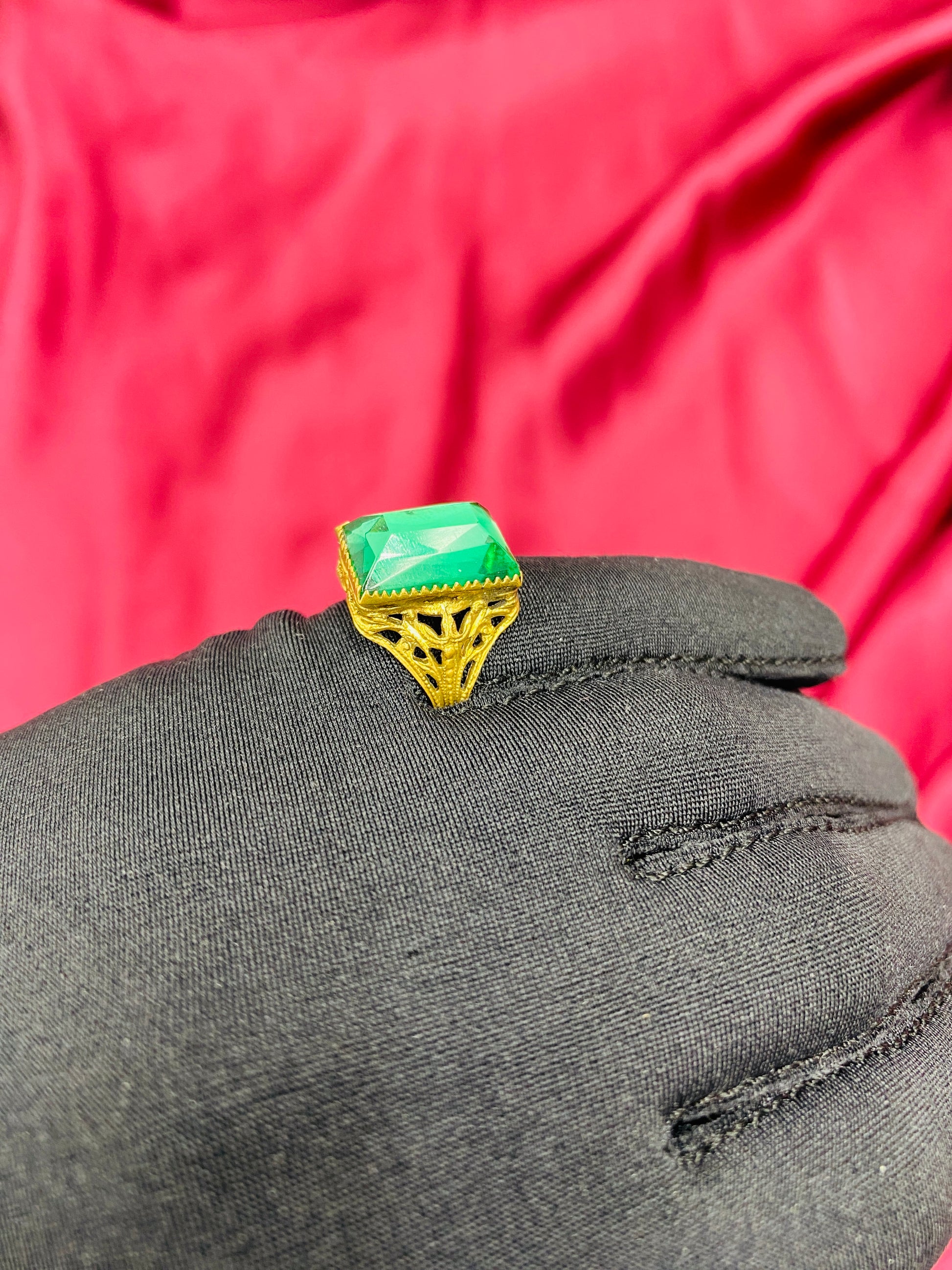 Antique Victorian Green Emerald-Cut Glass Filigree Ring, Size 6