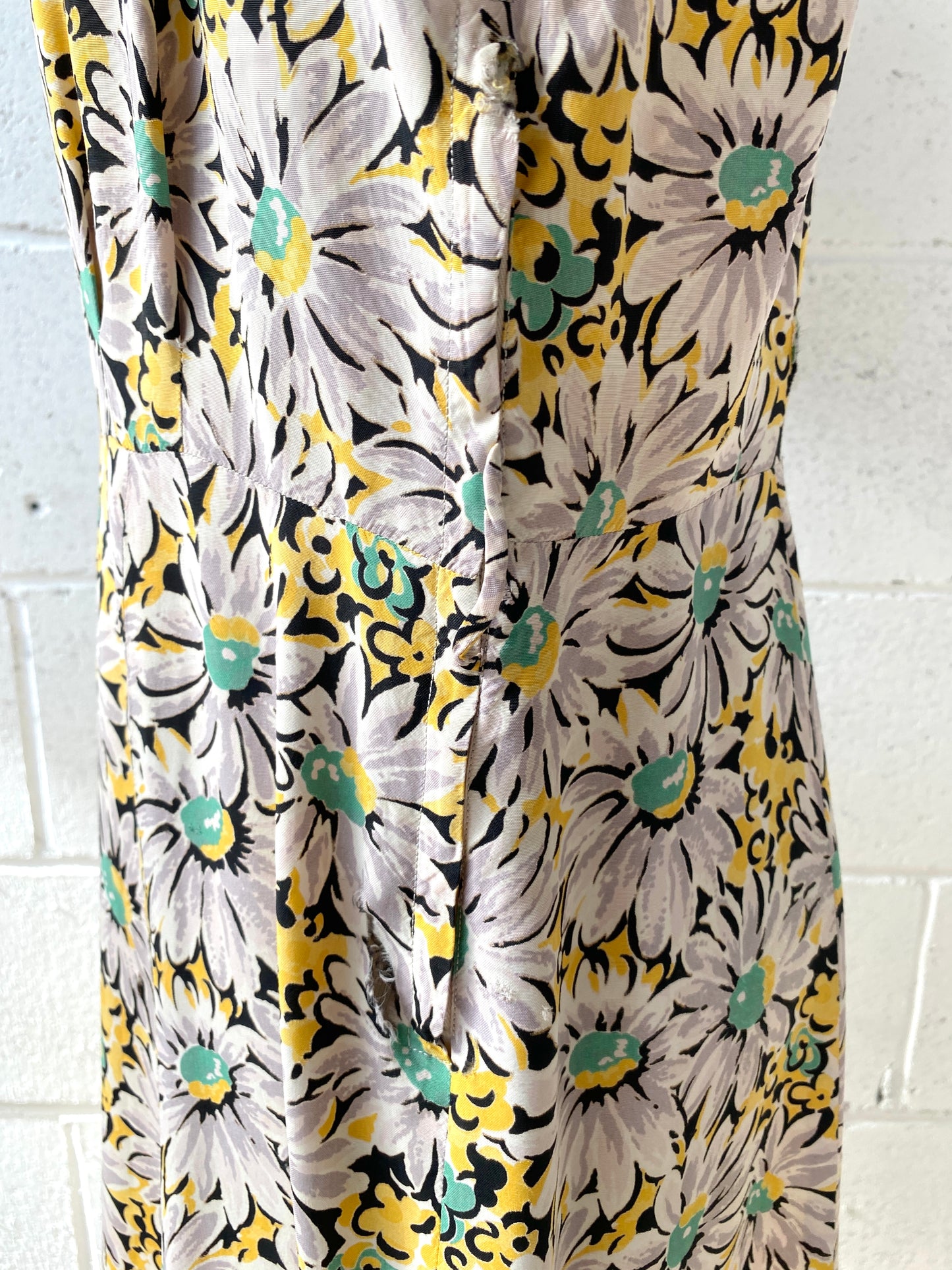 Vintage 1940s Yellow Floral Print Rayon Day Dress, Large 