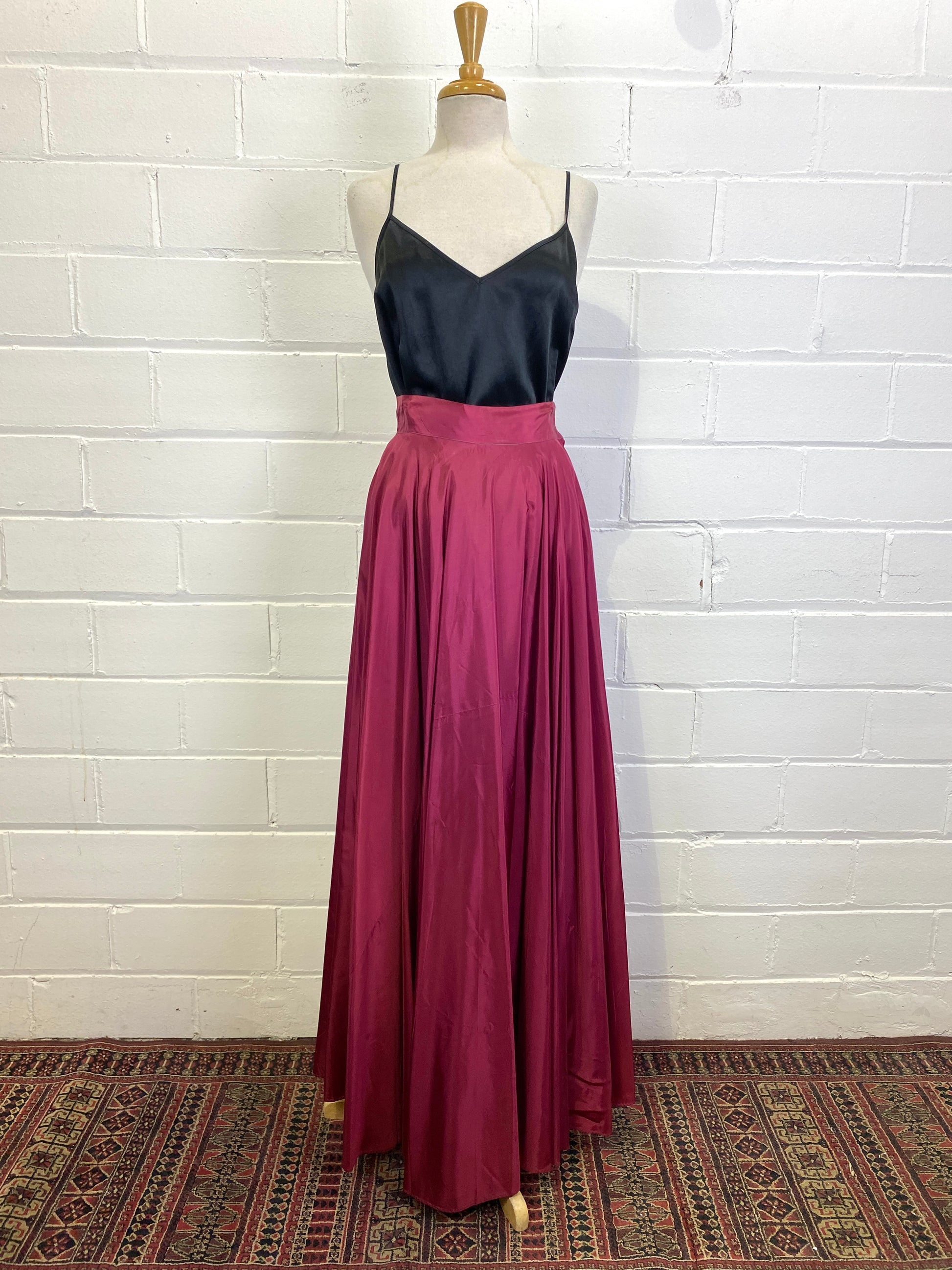 Vintage 1940s Magenta Taffeta Circle Maxi Skirt, W26