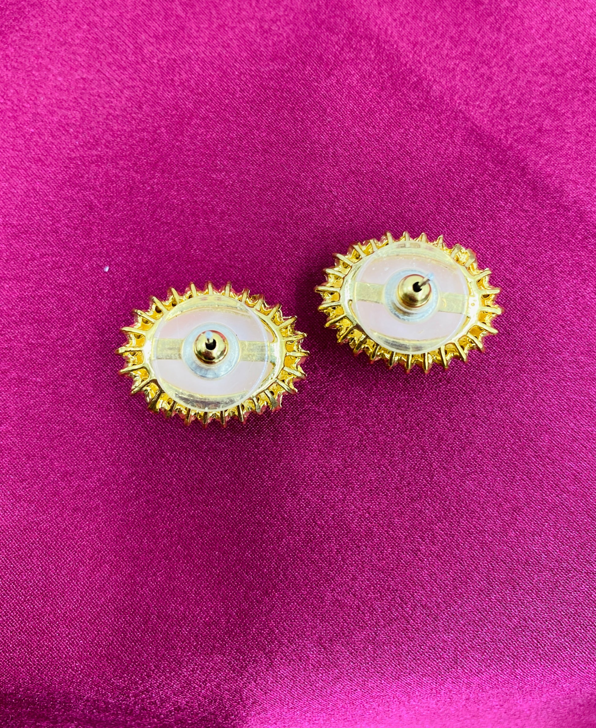 Vintage 1980s Pierced Pink Oval Cameo Rhinestone Earrings