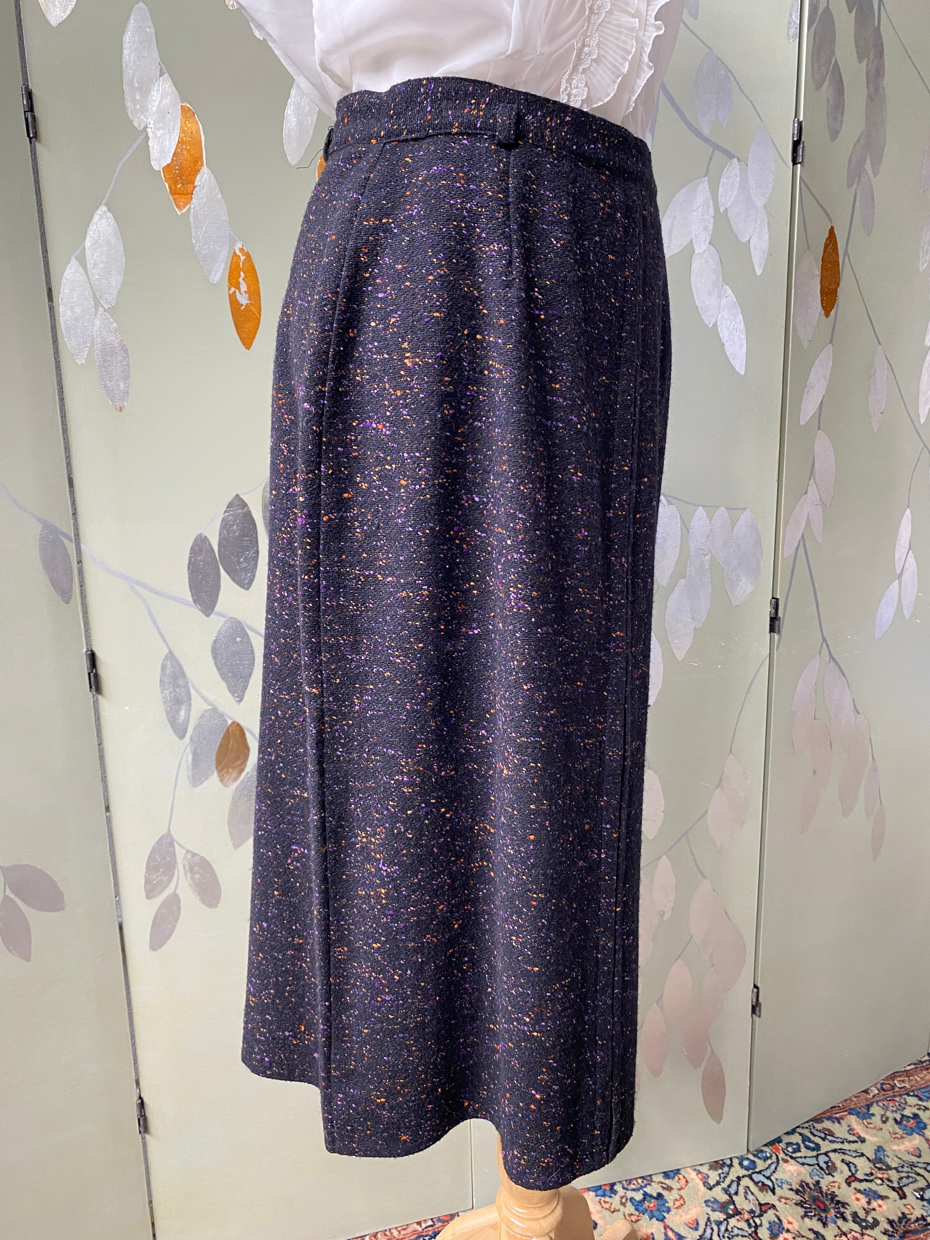 Top vintage 1950-60s wool skirt