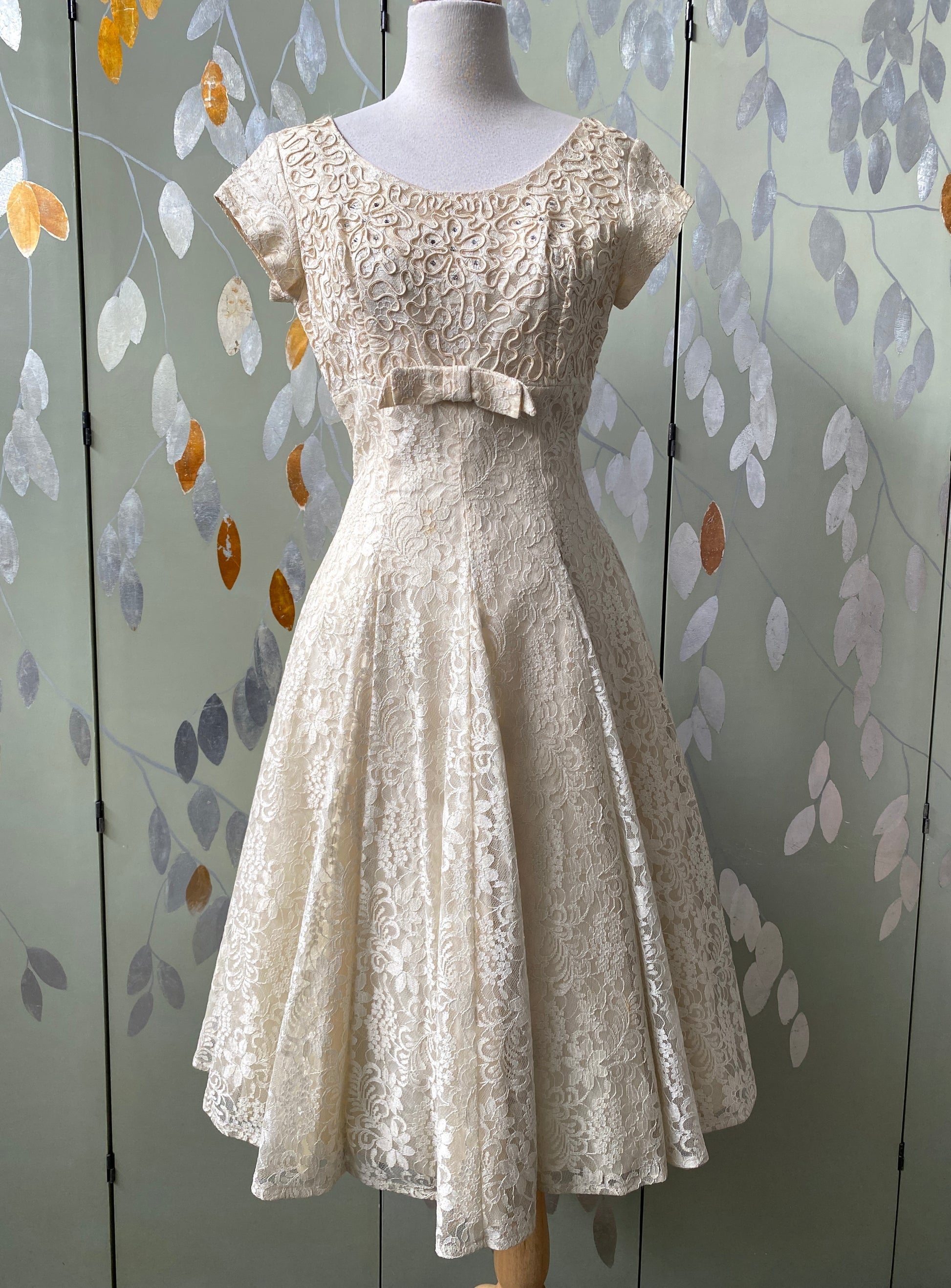 Vintage 1950s Cream Lace Cocktail Dress with Embellished Bodice, B34" Ian Drummond Vintage Vintage 1950s Cream Lace Cocktail Dress with Embellished Bodice, B34" Ian Drummond Vintage