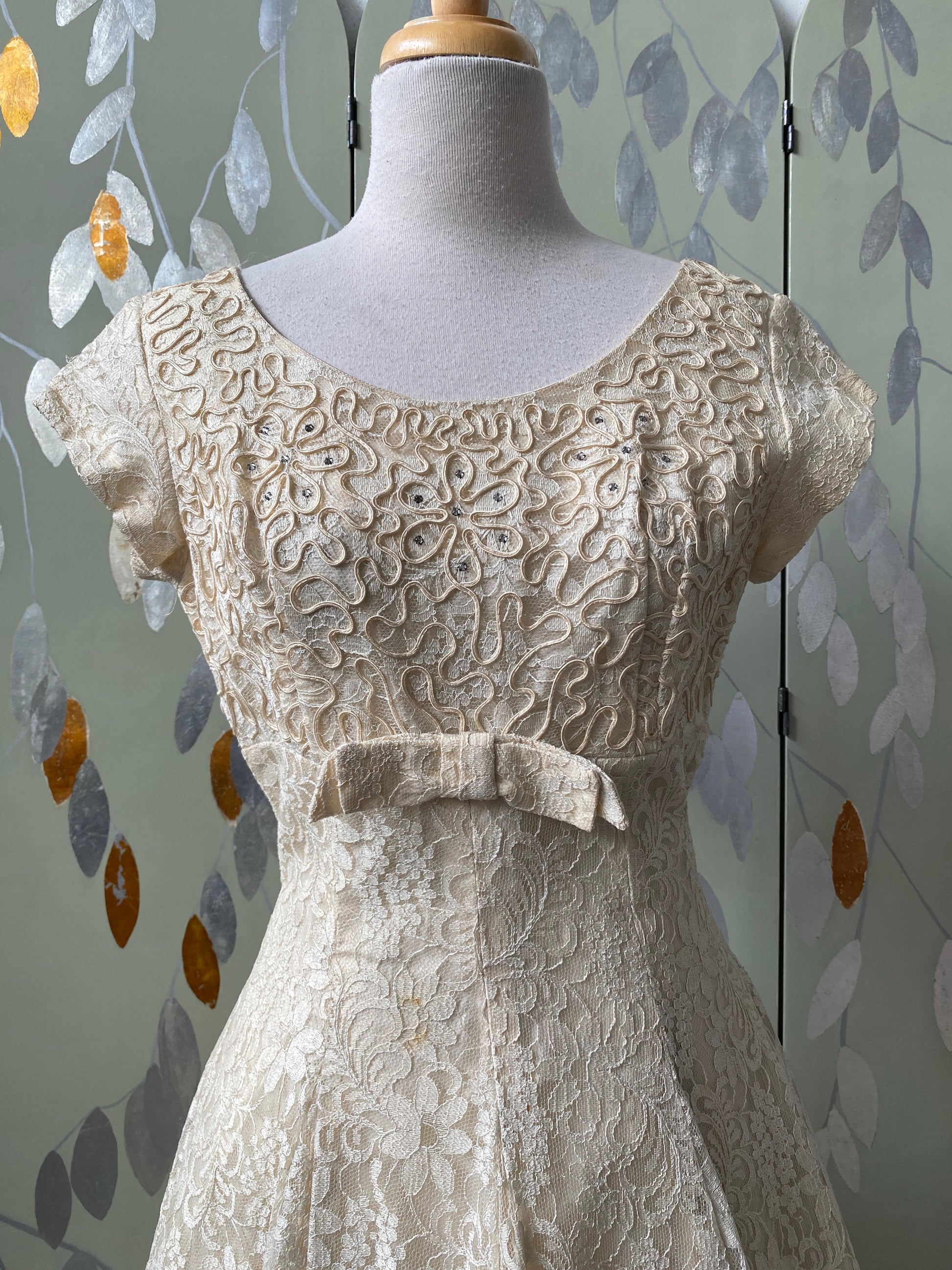 Vintage 1950s Cream Lace Cocktail Dress with Embellished Bodice, B34" Ian Drummond Vintage Vintage 1950s Cream Lace Cocktail Dress with Embellished Bodice, B34" Ian Drummond Vintage