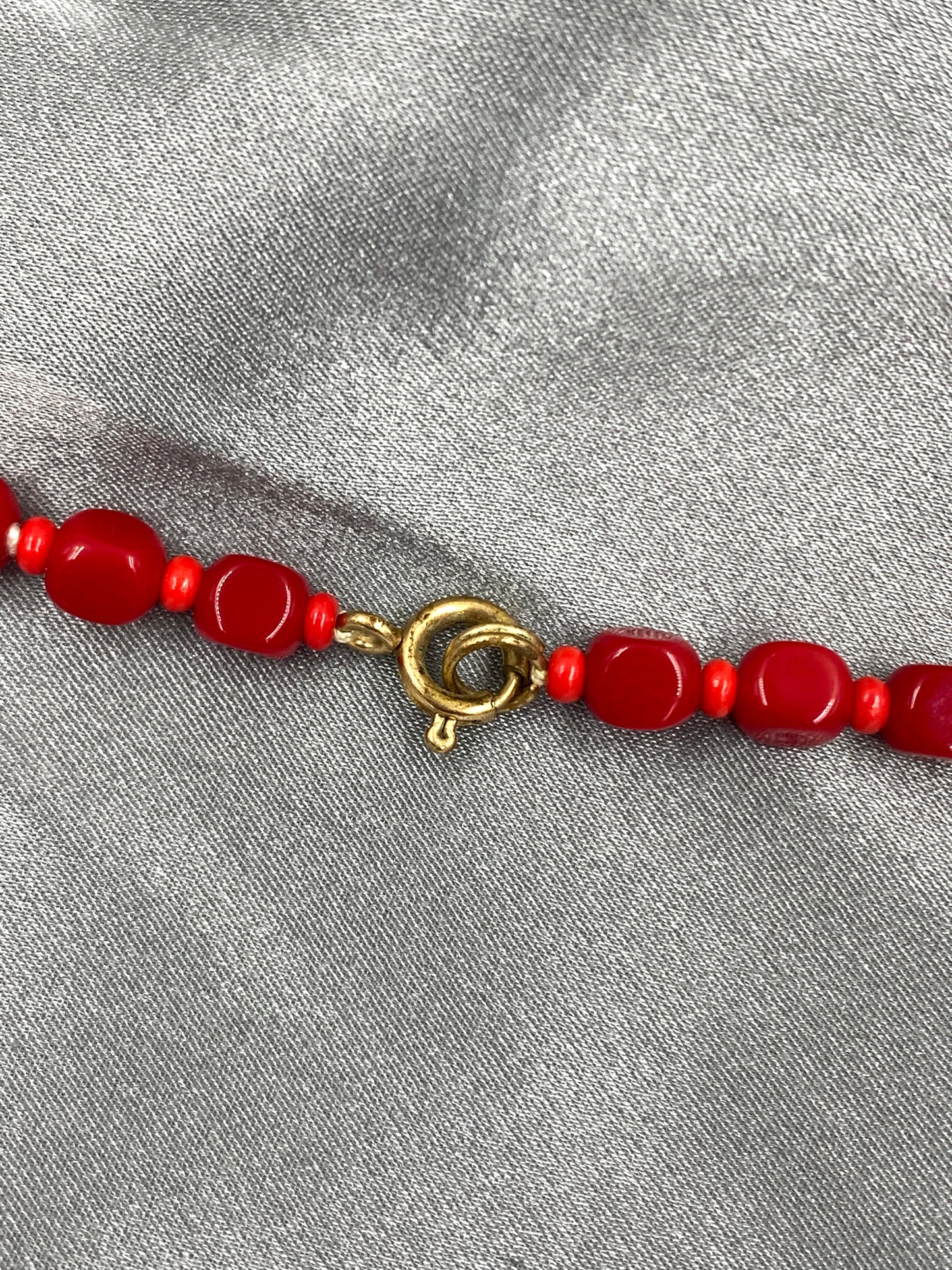 Vintage 1930s Red Glass Bead Necklace