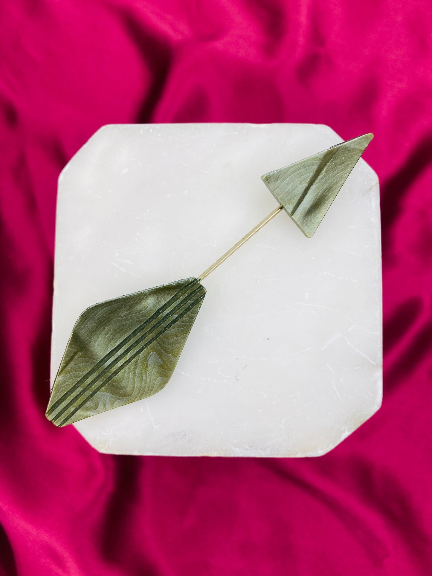 Vintage 1930s Green Celluloid Hat Pin