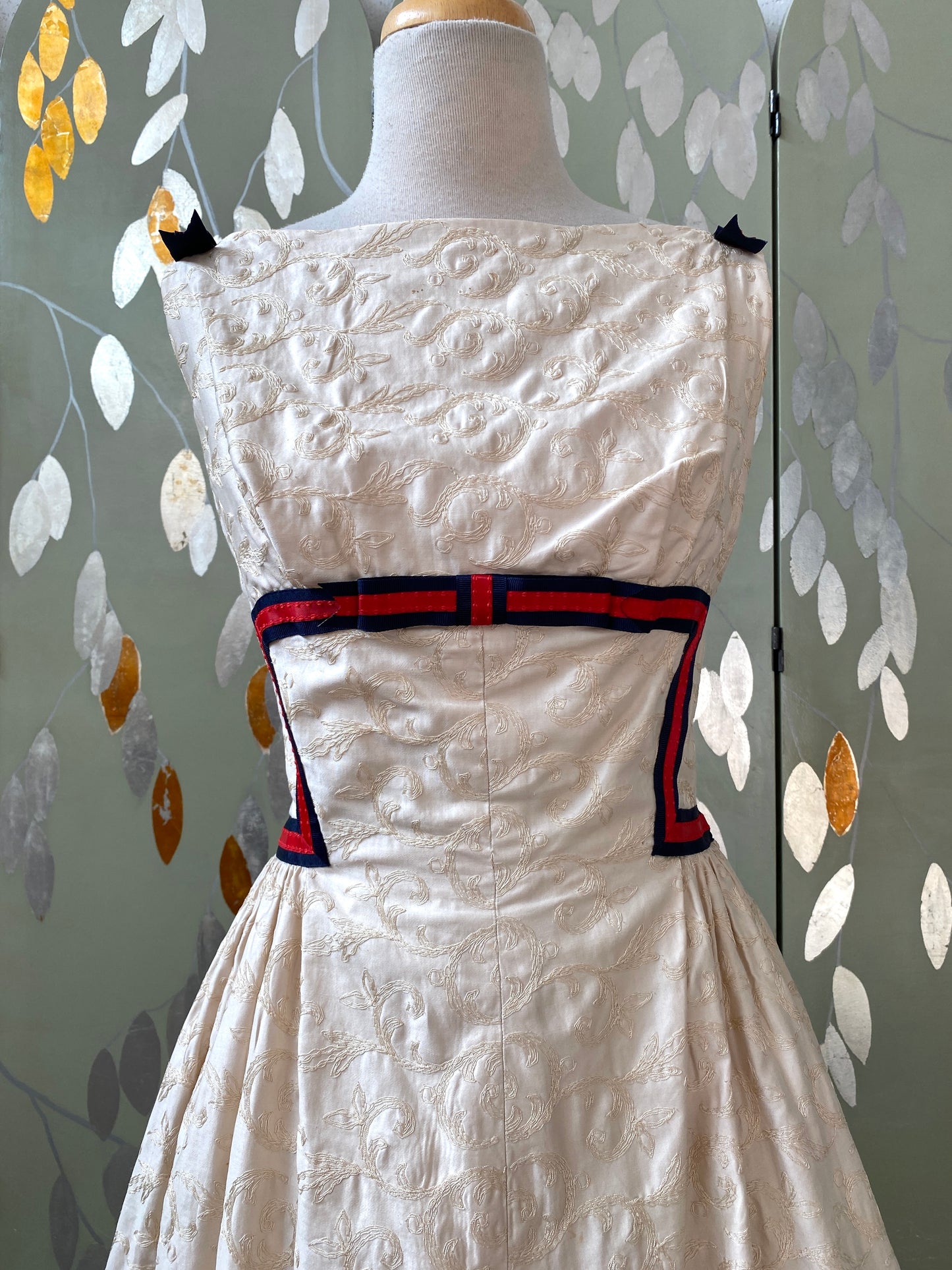 Vintage 1950s Cream Embroidered Cocktail Dress with Ribbon, Small