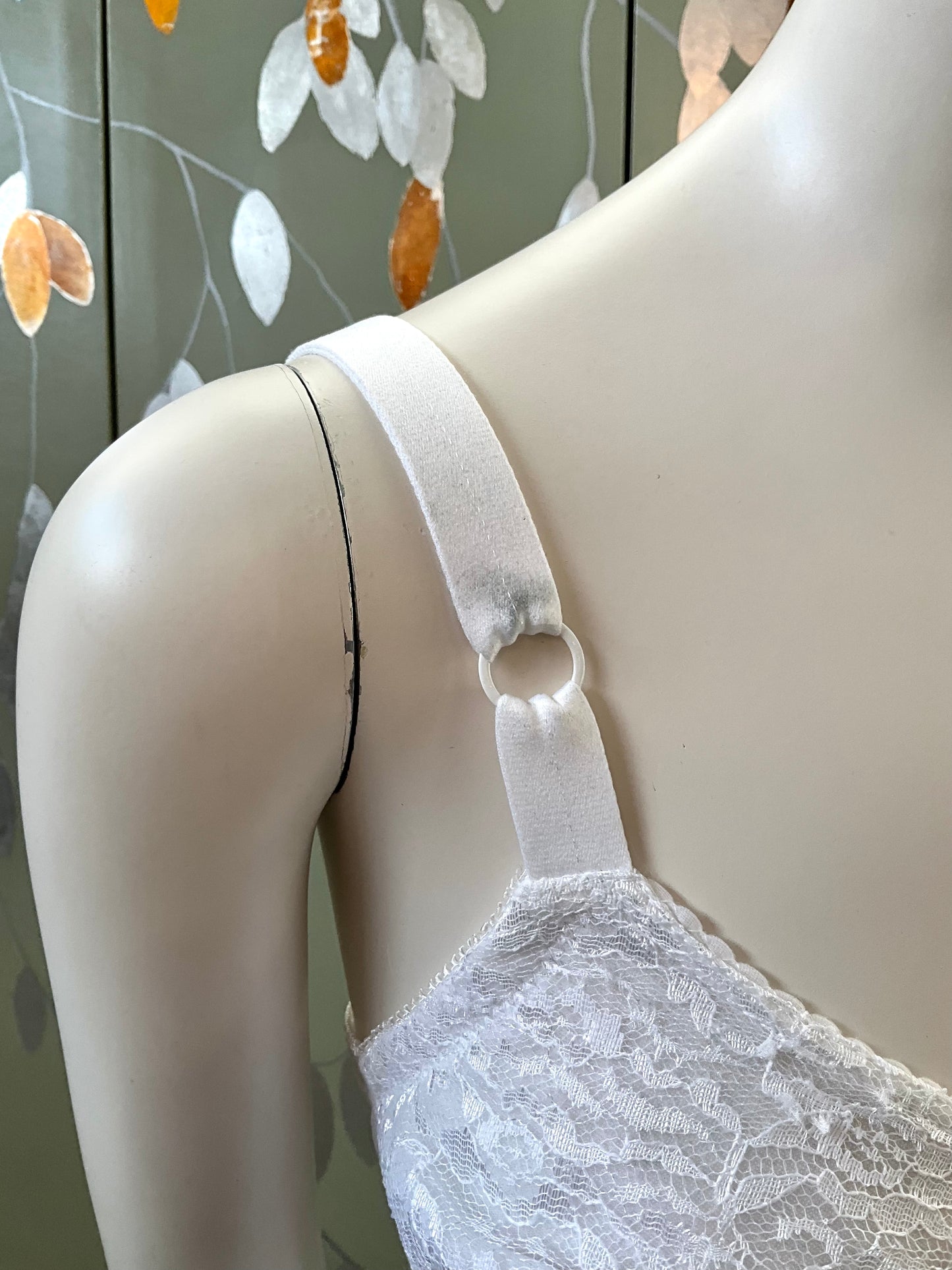 Vintage 1960s Rago White Lace All In One Body Shaper