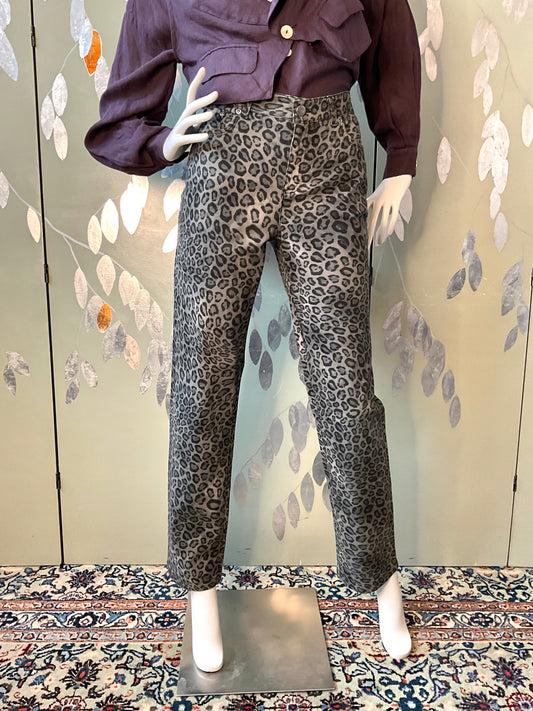 Vintage 2000s Jones New York Grey Leopard Print Straight Jeans, W33