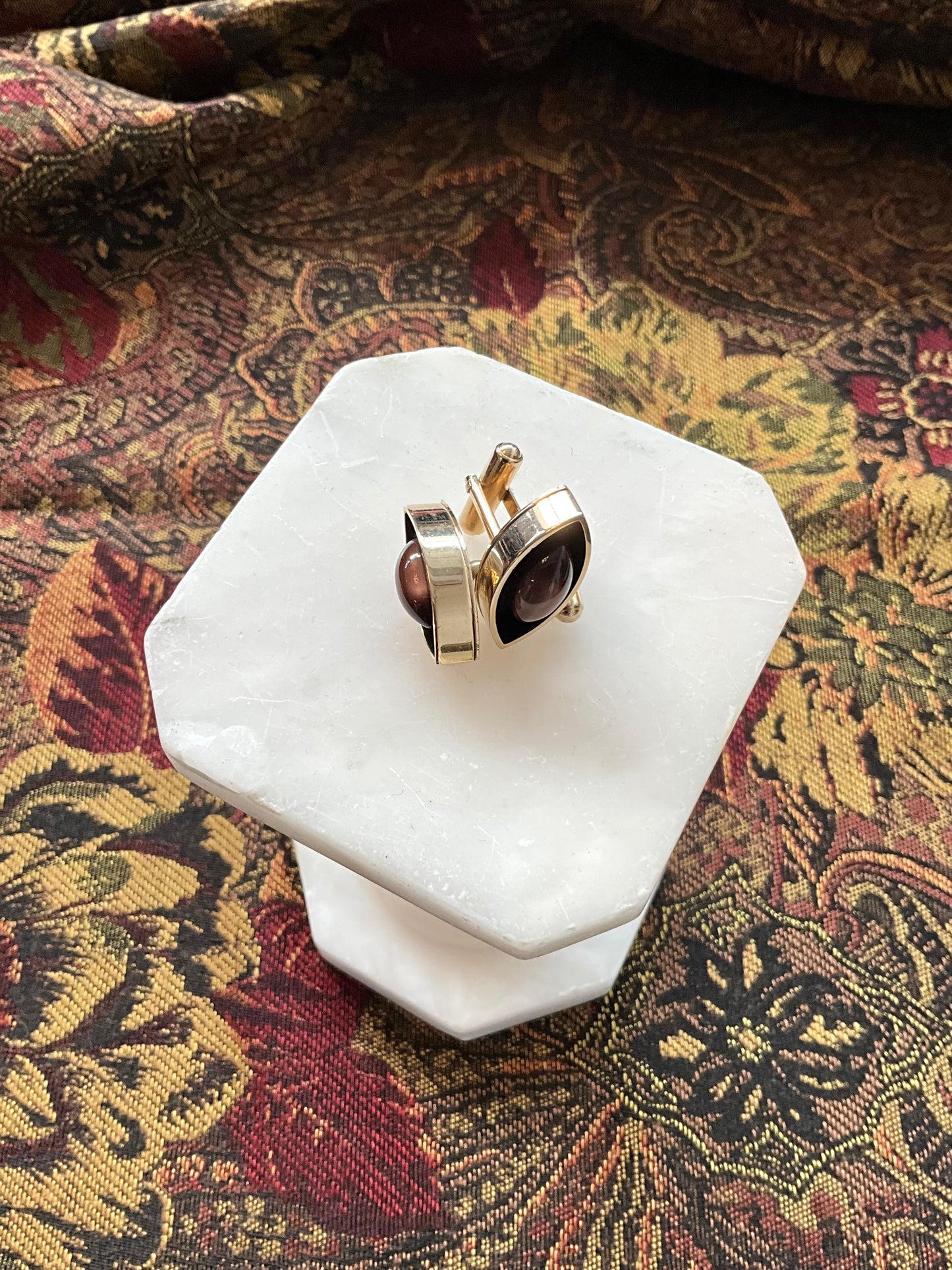 Vintage Gold Tone Marquis Shaped Cufflinks with Cabochon Stone 