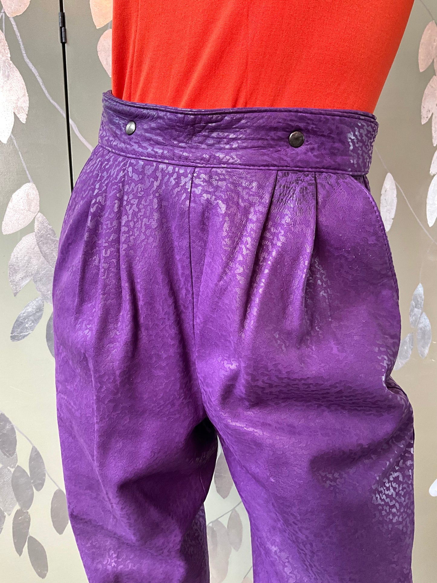 Vintage 1980s Norma Canada Purple Suede Pleated Pants, S-M