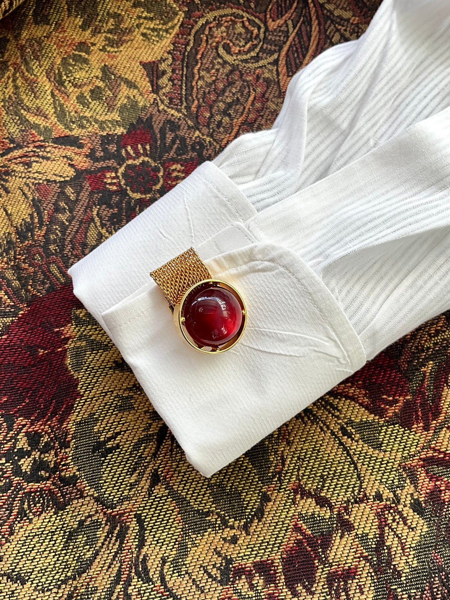 Vintage 1970s Gold Tone Round Cufflinks with Red Cabochon Stones and Mesh Wrap 