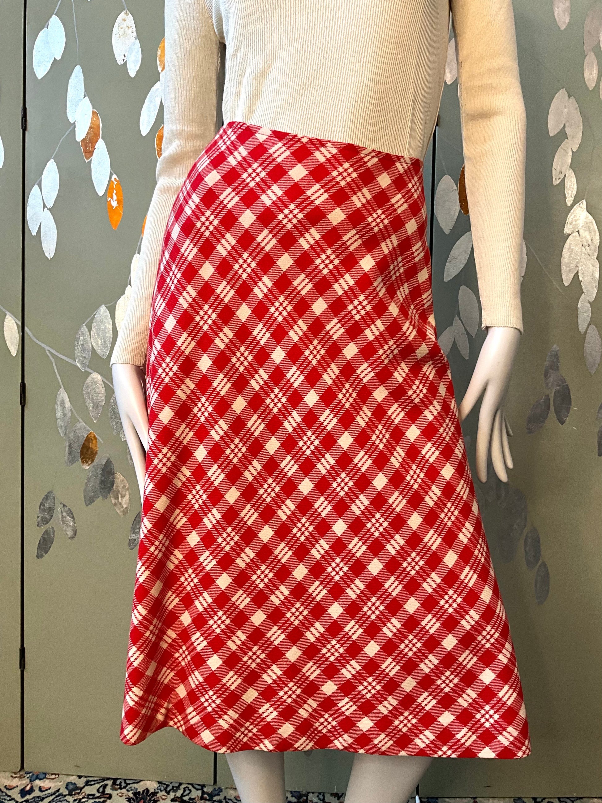 Vintage 1970s Red and Cream Plaid Flared Midi Skirt, W32