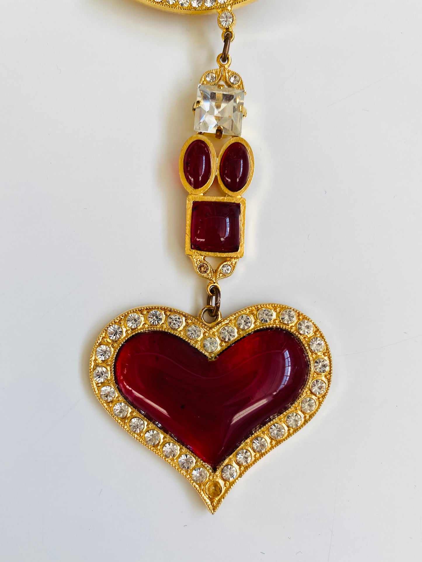 Vintage 1990s B&W Red Heart Charm Chunky Gold Chain Necklace 
