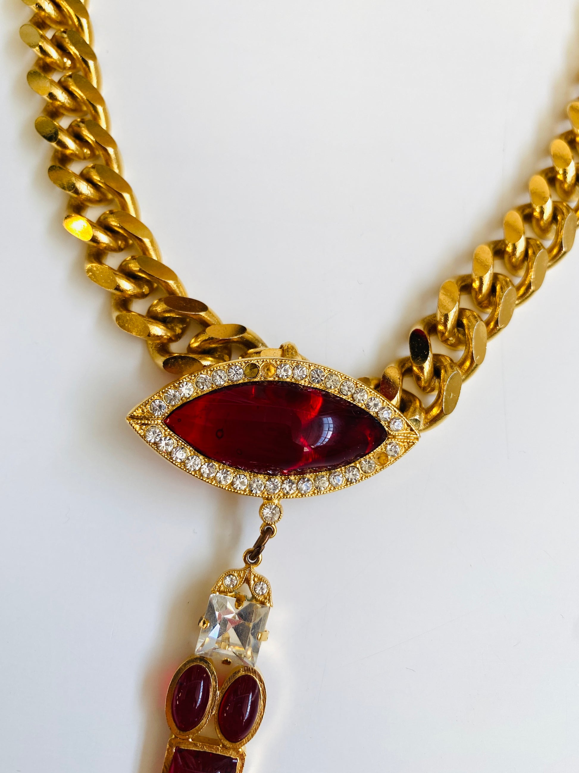 Vintage 1990s B&W Red Heart Charm Chunky Gold Chain Necklace 