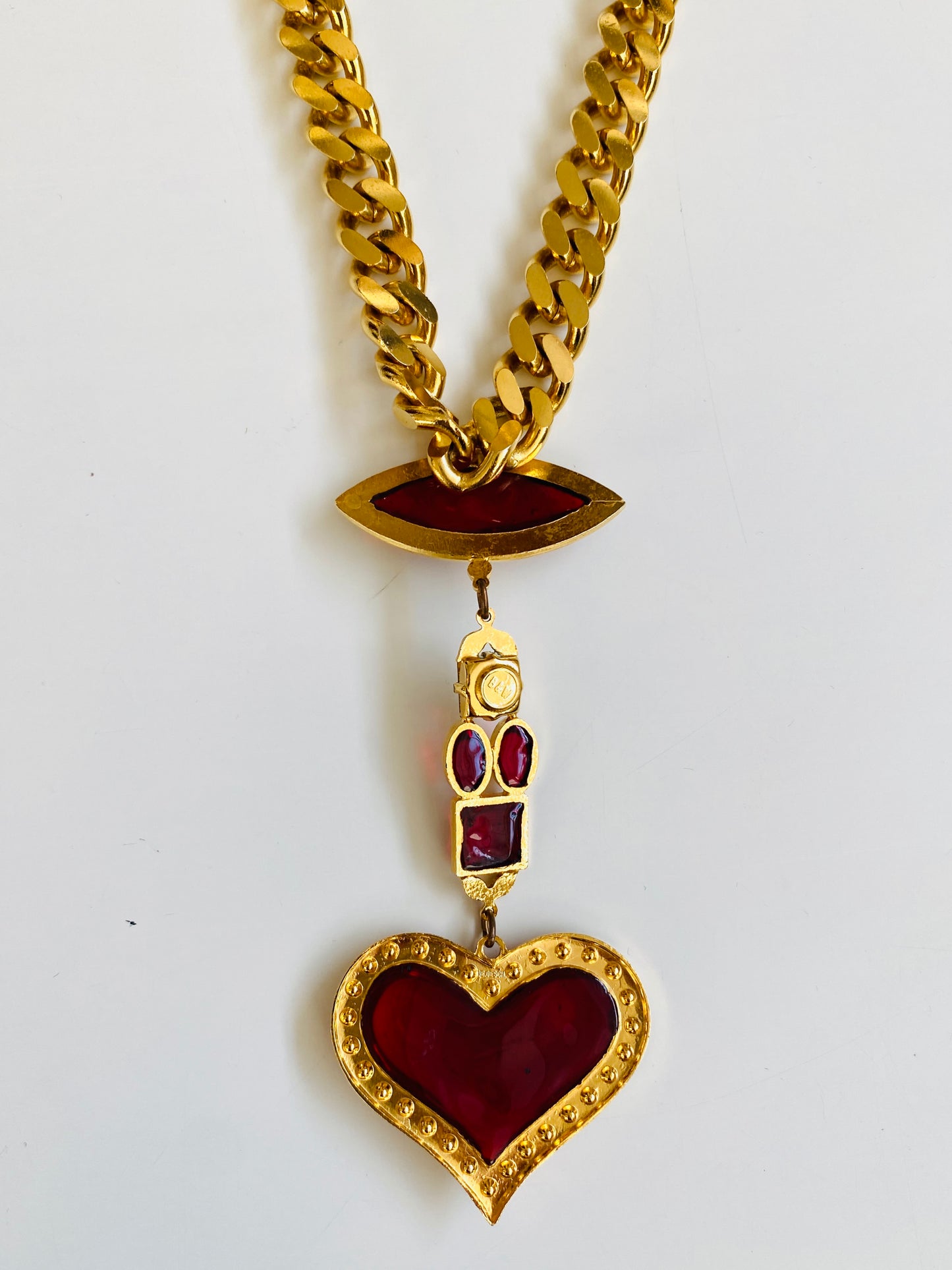 Vintage 1990s B&W Red Heart Charm Chunky Gold Chain Necklace 