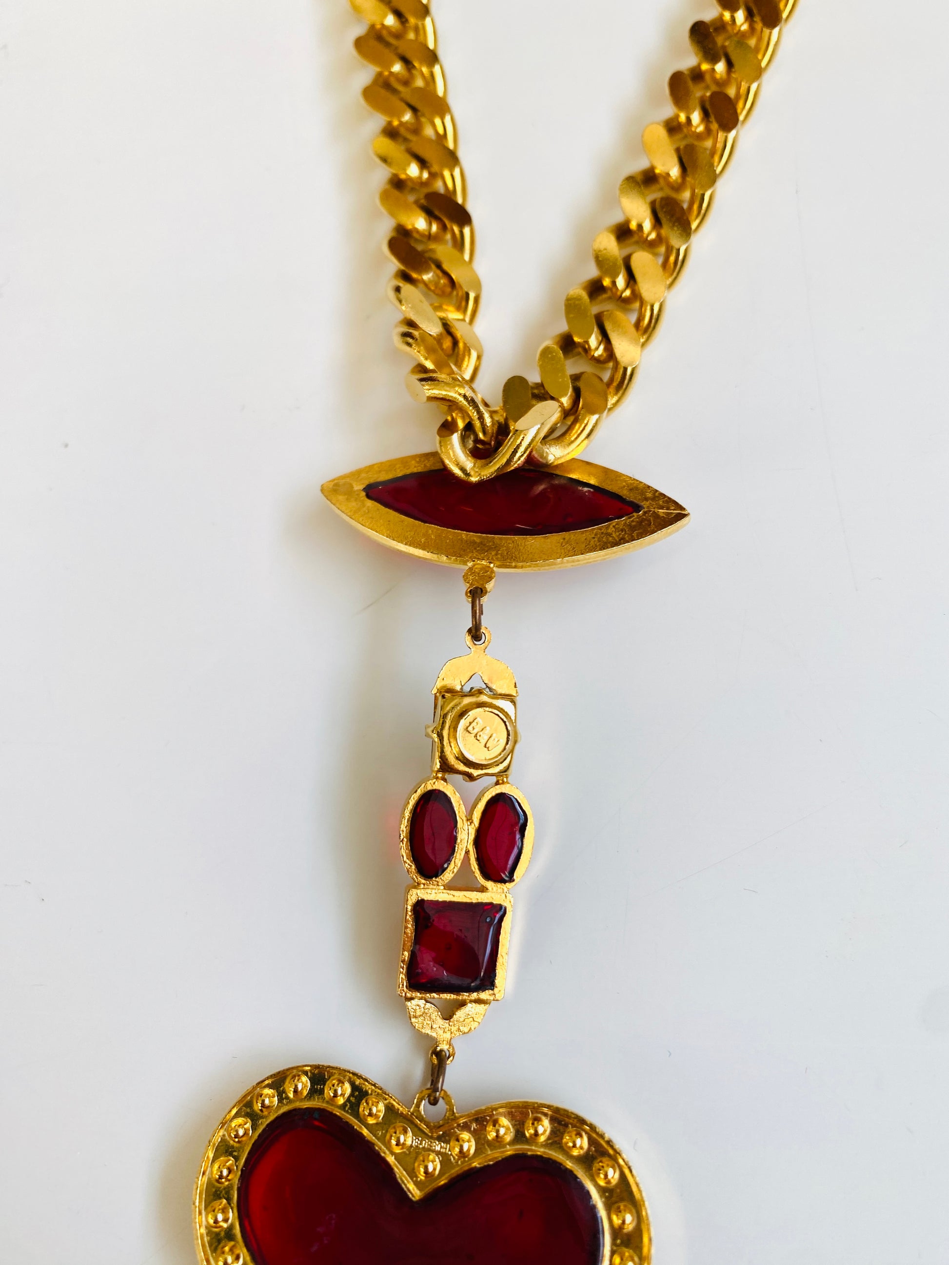 Vintage 1990s B&W Red Heart Charm Chunky Gold Chain Necklace 