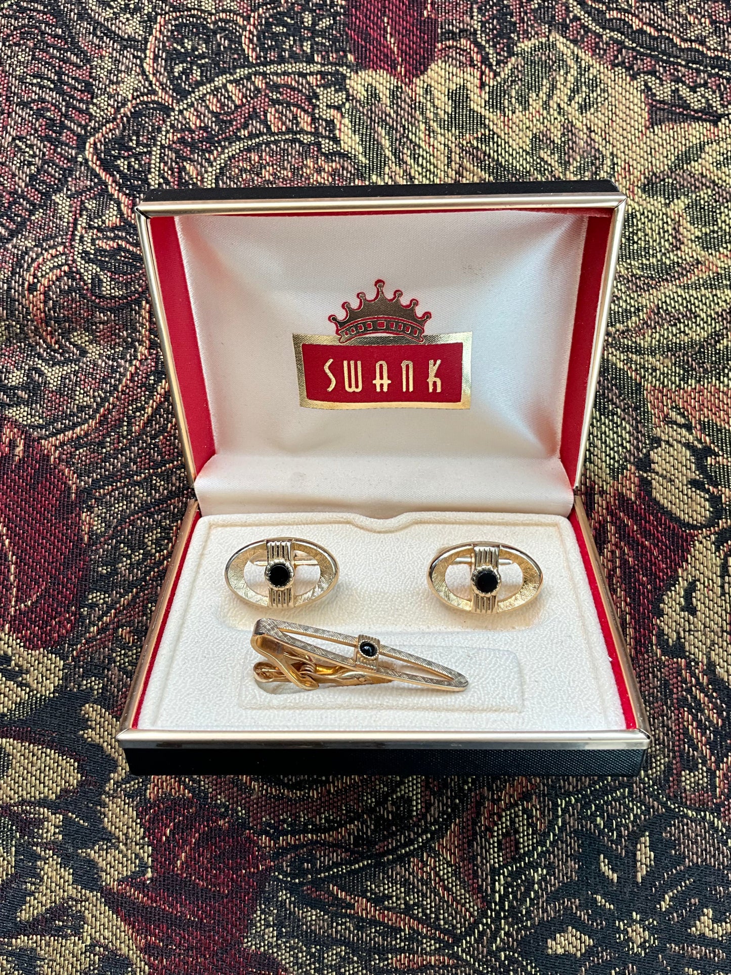 Vintage Swank Gold Tone Black Stone Cufflinks and Tie Clip Set In Box 