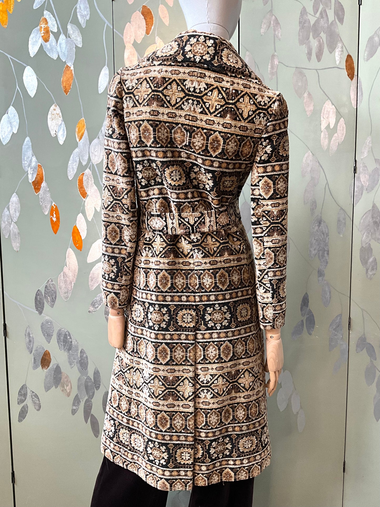 Vintage 1970s Brown Mid-Length Tapestry Coat, XS