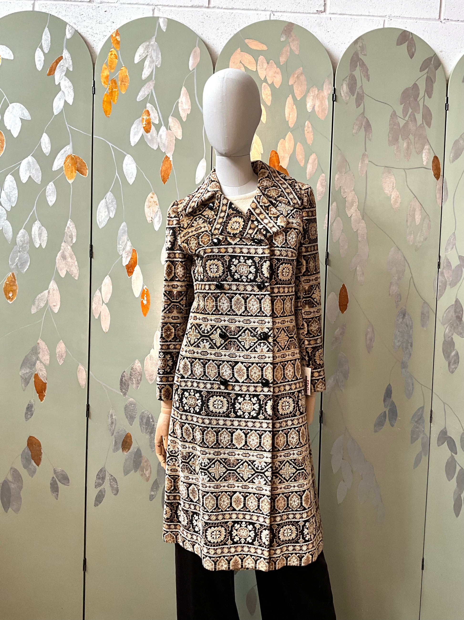 Vintage 1970s Brown Mid-Length Tapestry Coat, XS