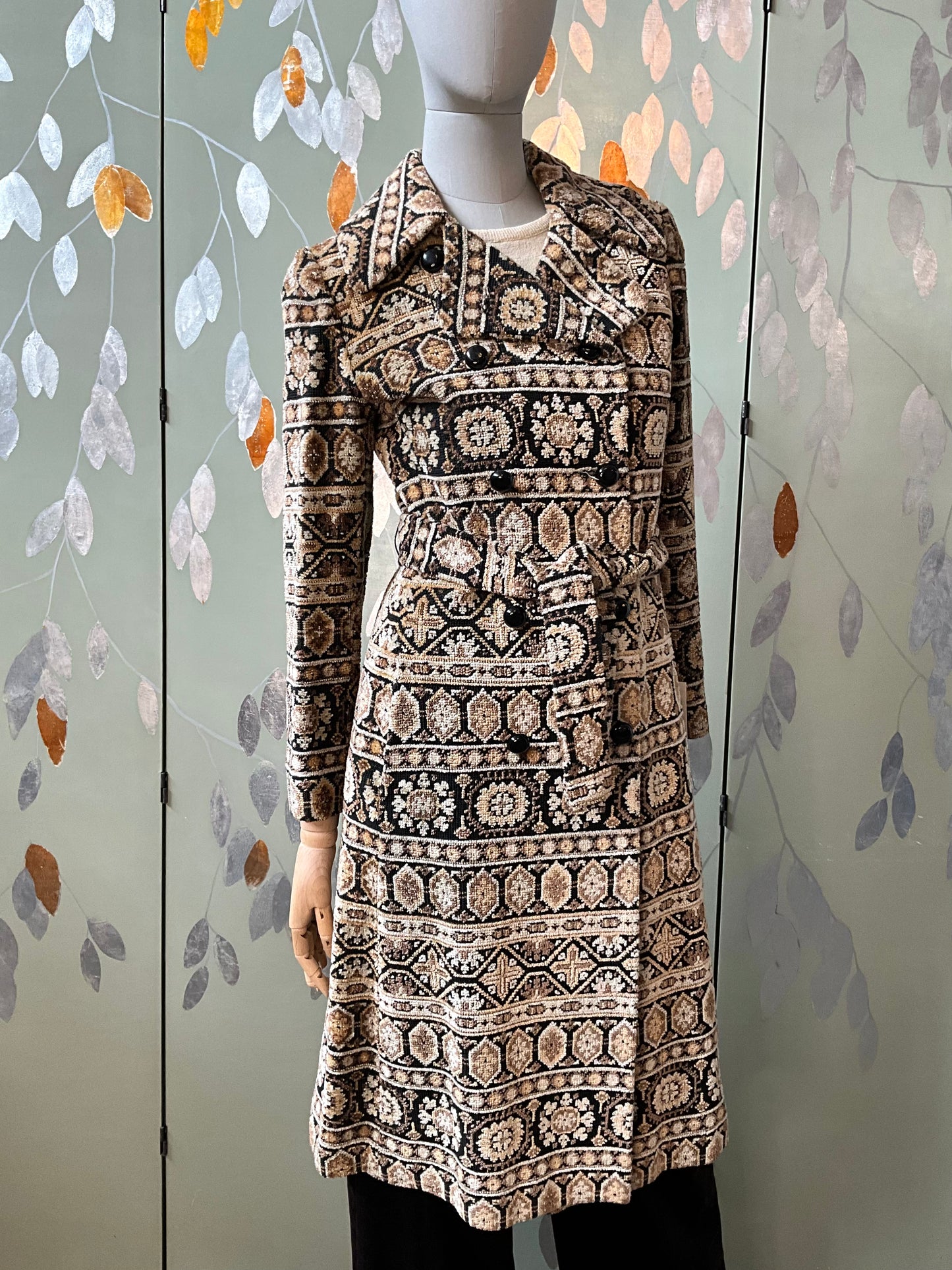 Vintage 1970s Brown Mid-Length Tapestry Coat, XS