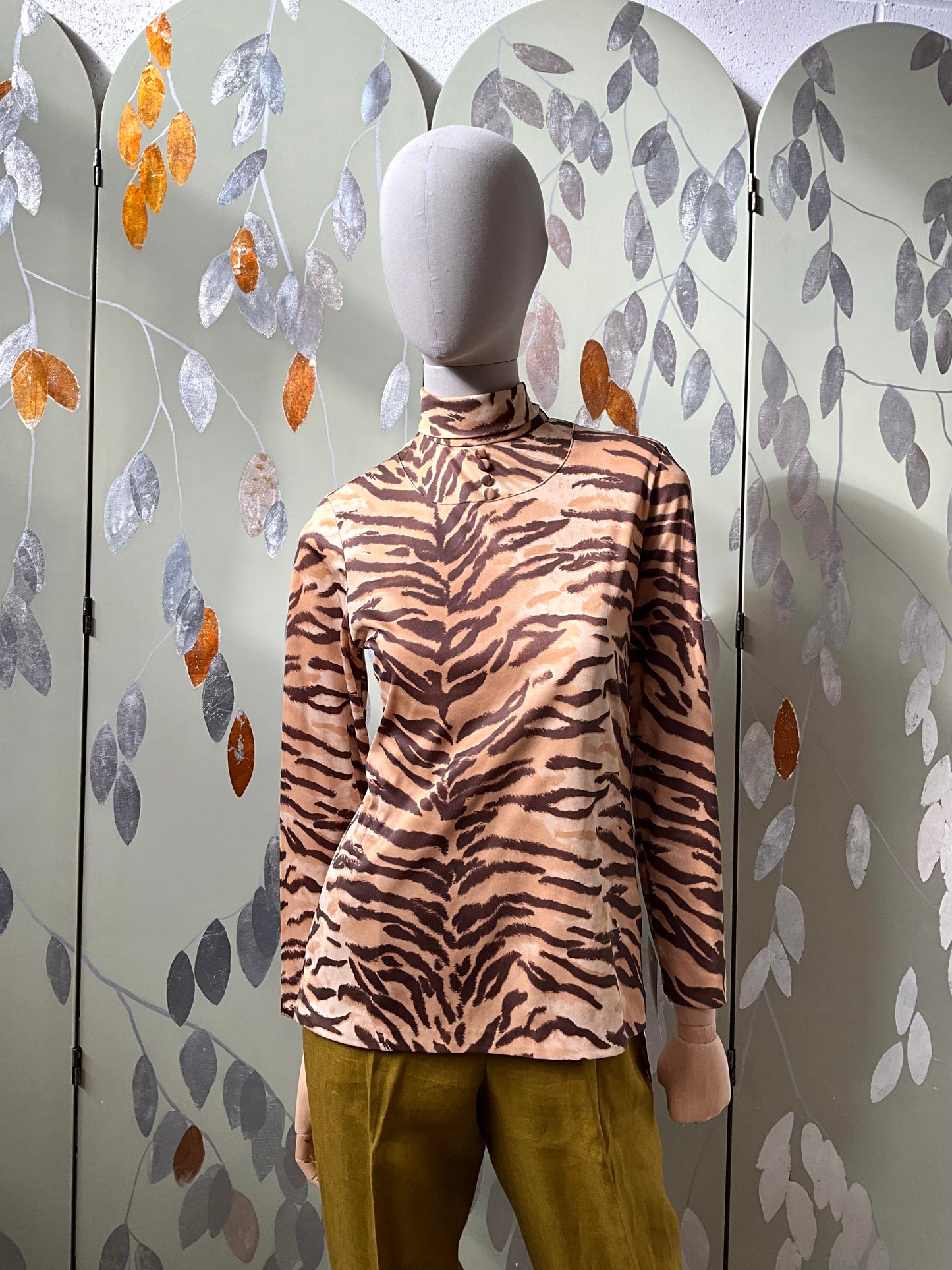 Vintage 1980s Tiger Print Turtleneck Long Sleeve Top, S/M