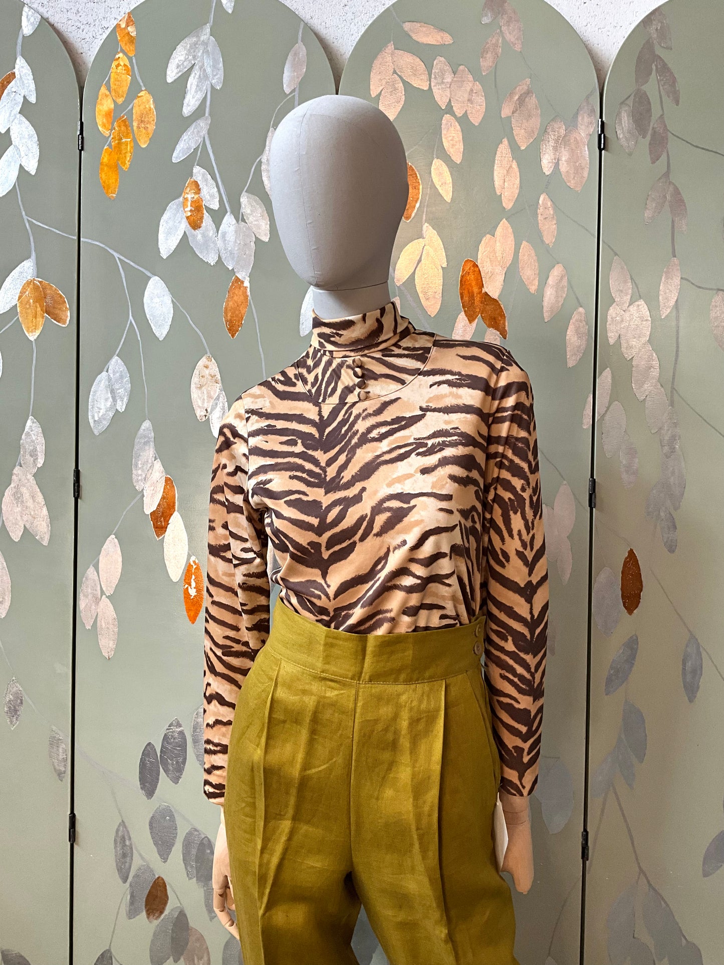 Vintage 1980s Tiger Print Turtleneck Long Sleeve Top, S/M