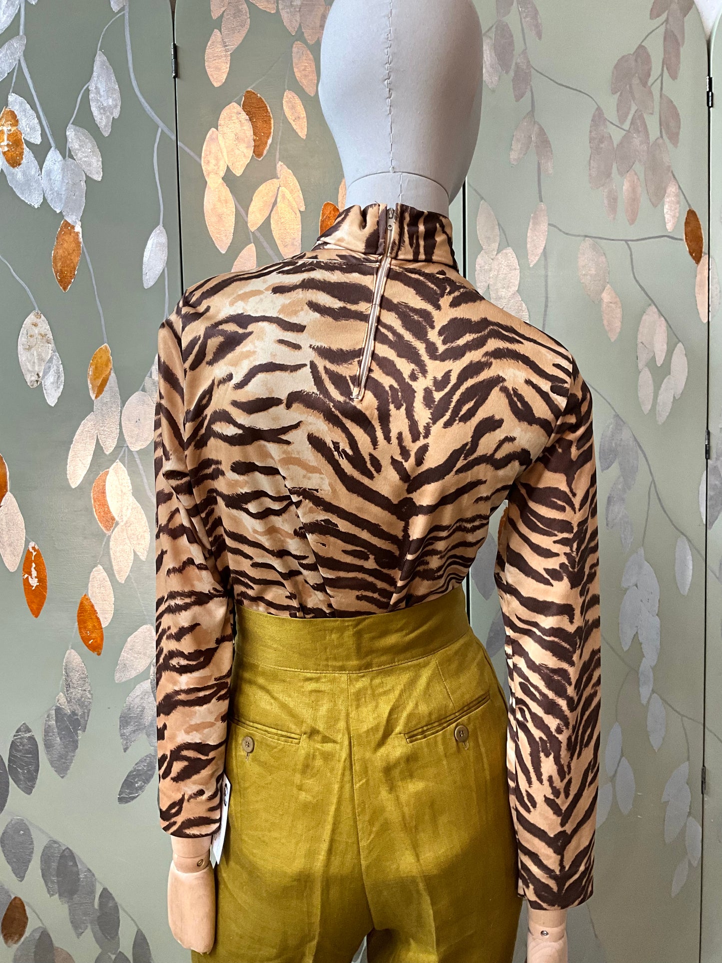 Vintage 1980s Tiger Print Turtleneck Long Sleeve Top, S/M