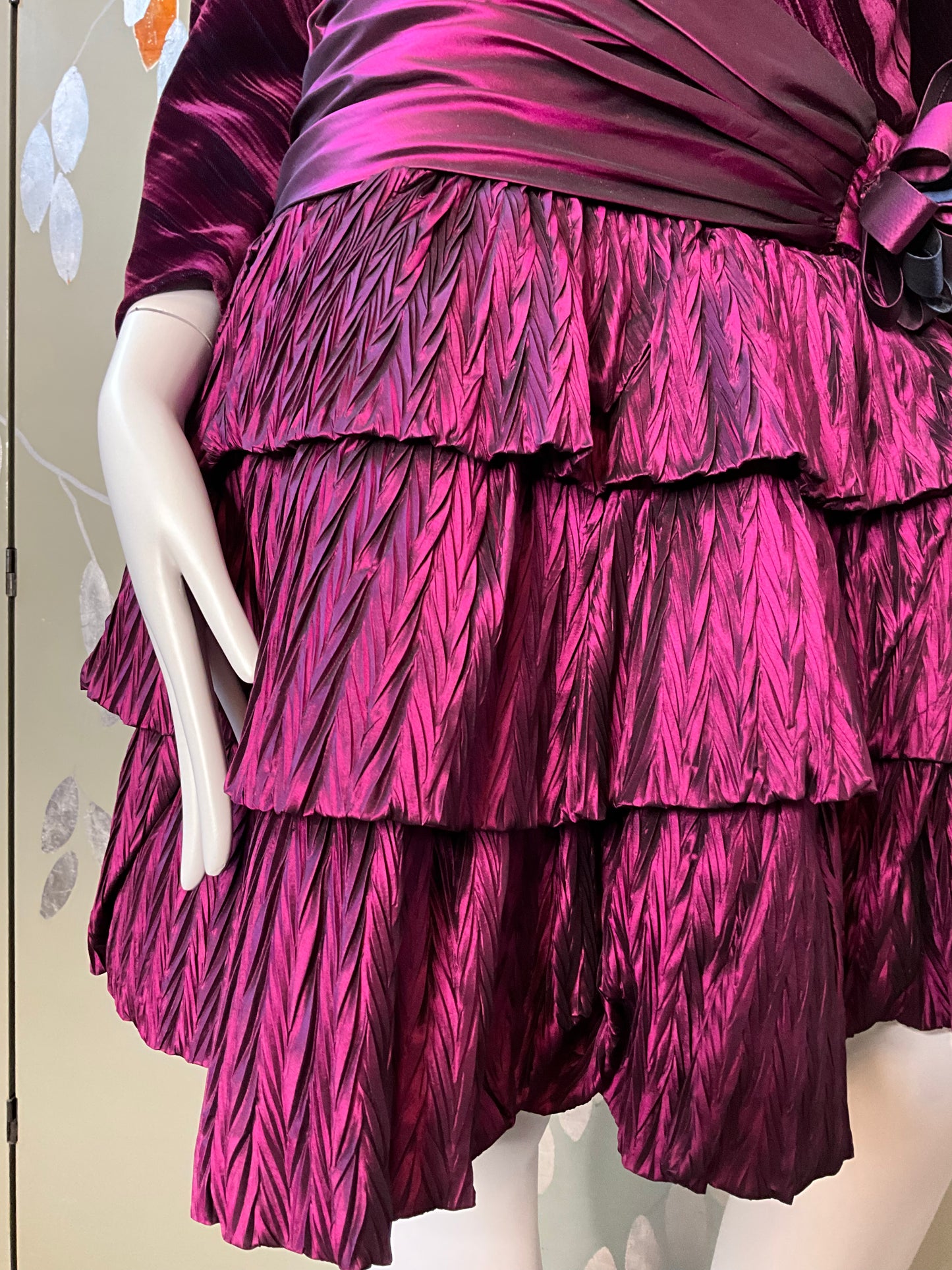 Vintage 1980s Purple Velvet and Taffeta Long Sleeve Tiered Dress, Small 