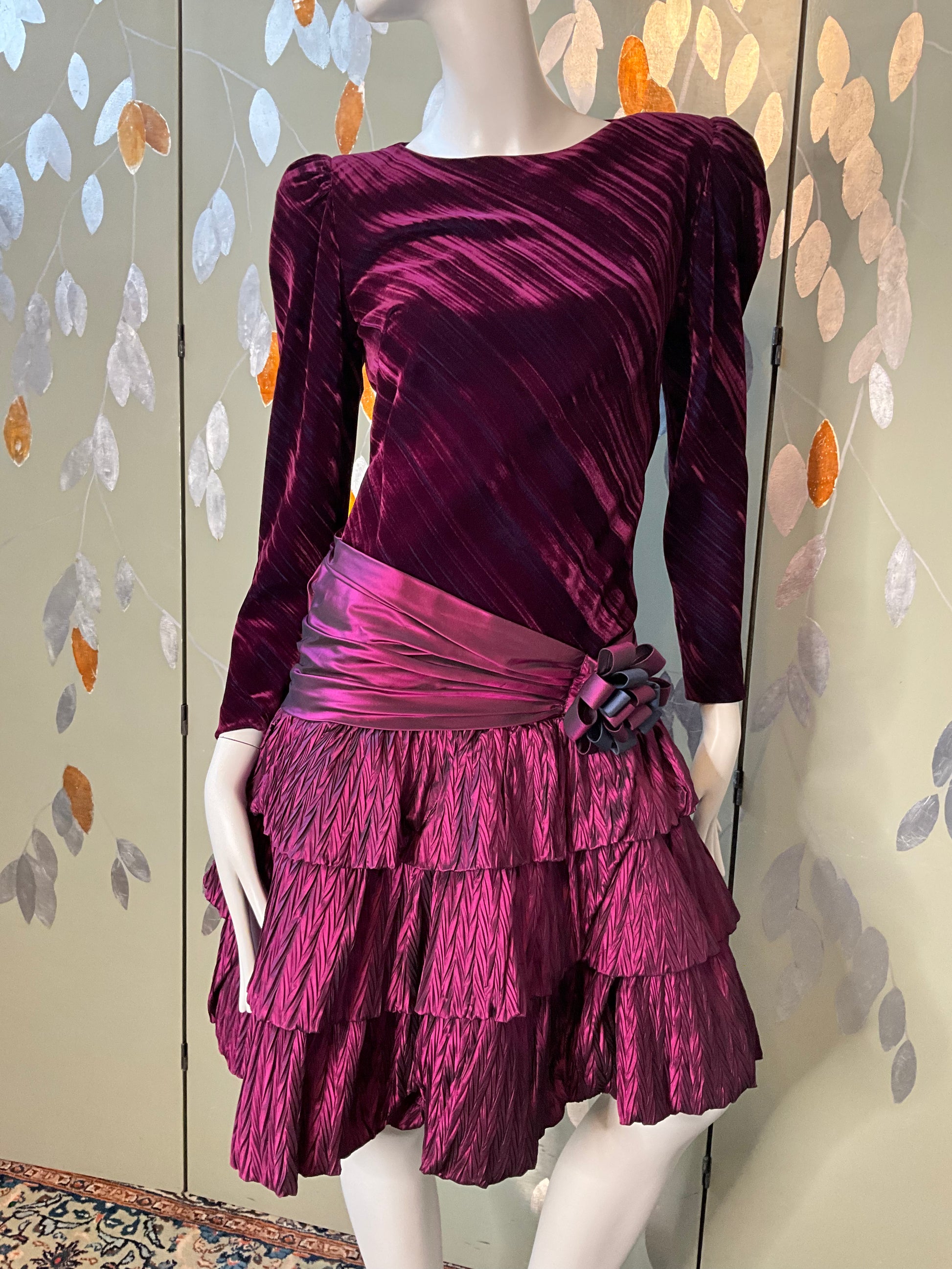 Vintage 1980s Purple Velvet and Taffeta Long Sleeve Tiered Dress, Small 