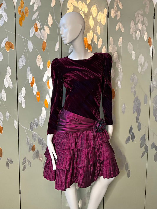 Vintage 1980s Purple Velvet and Taffeta Long Sleeve Tiered Dress, Small 