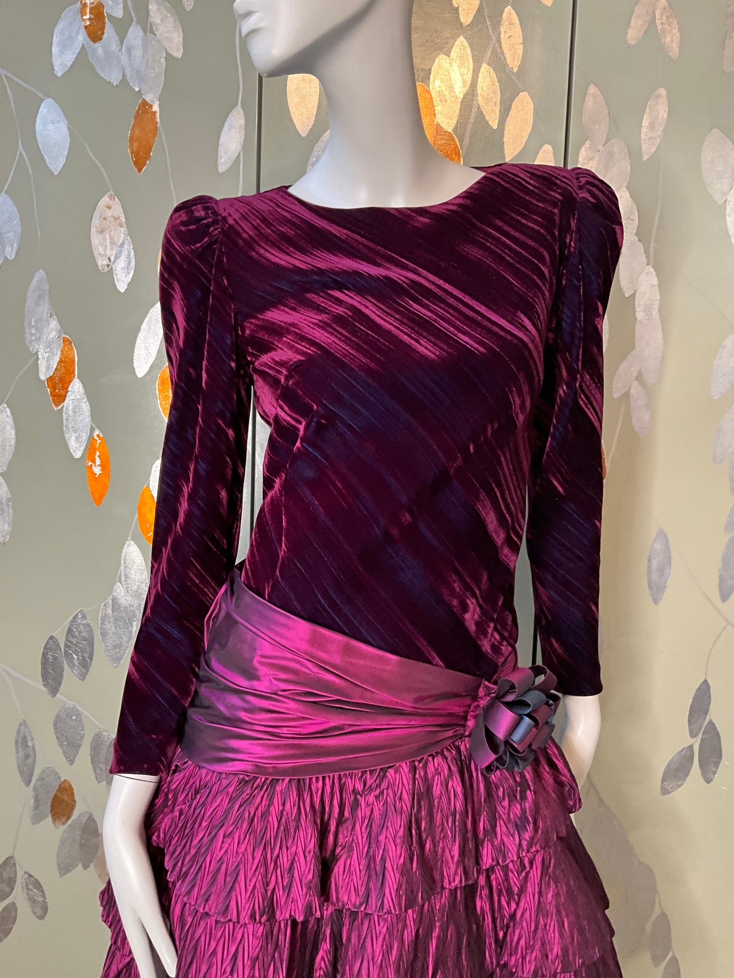 Vintage 1980s Purple Velvet and Taffeta Long Sleeve Tiered Dress, Small 