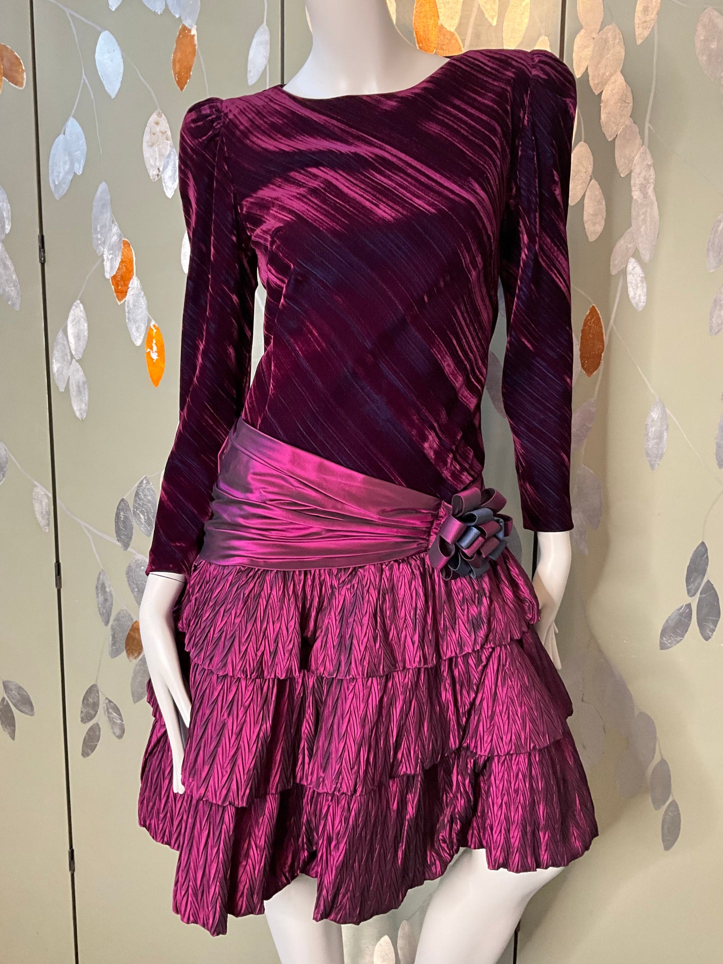 Vintage 1980s Purple Velvet and Taffeta Long Sleeve Tiered Dress, Small 