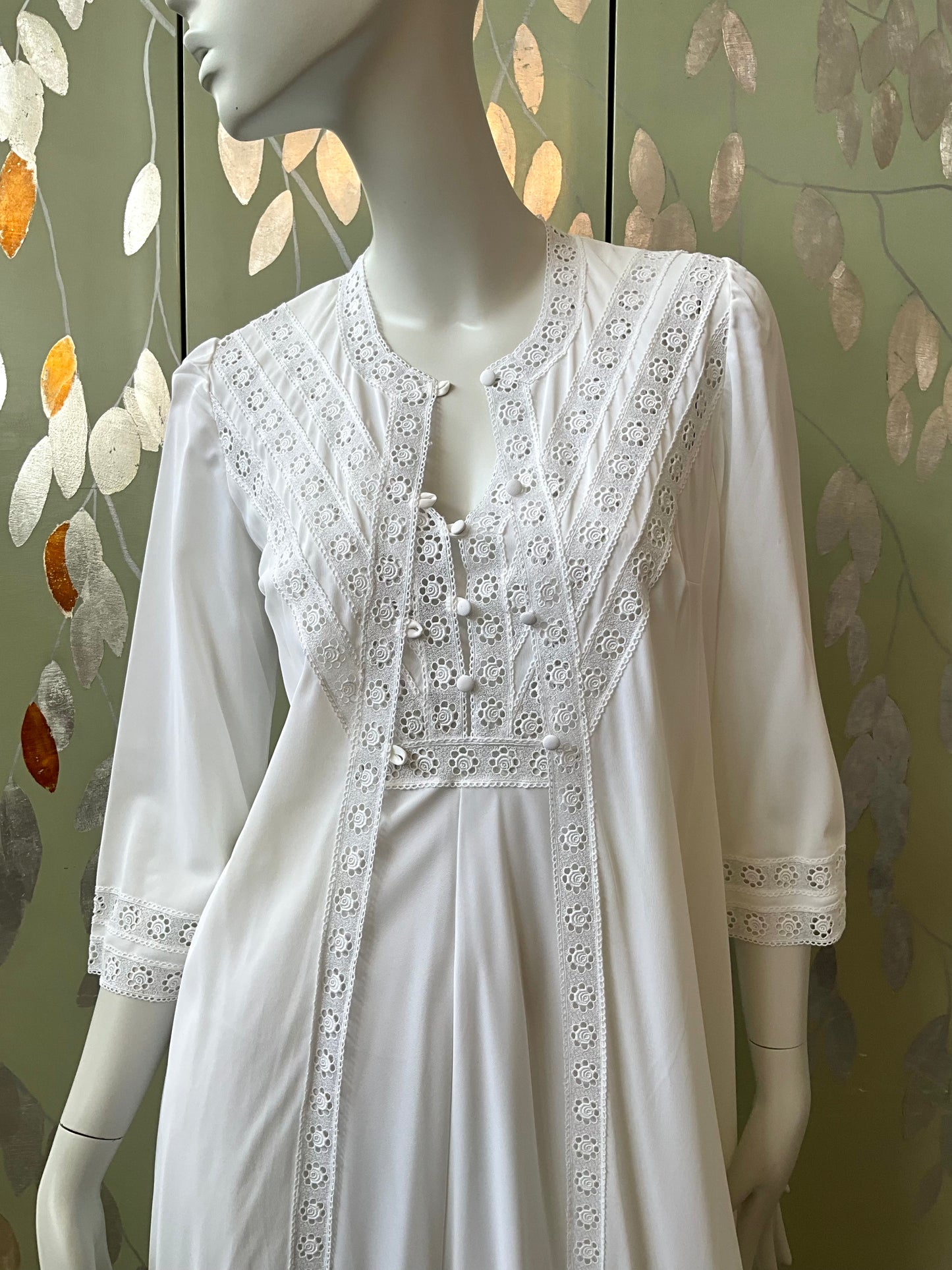 Vintage 1970s White Crochet Trim Nightgown and Robe Set, Small 